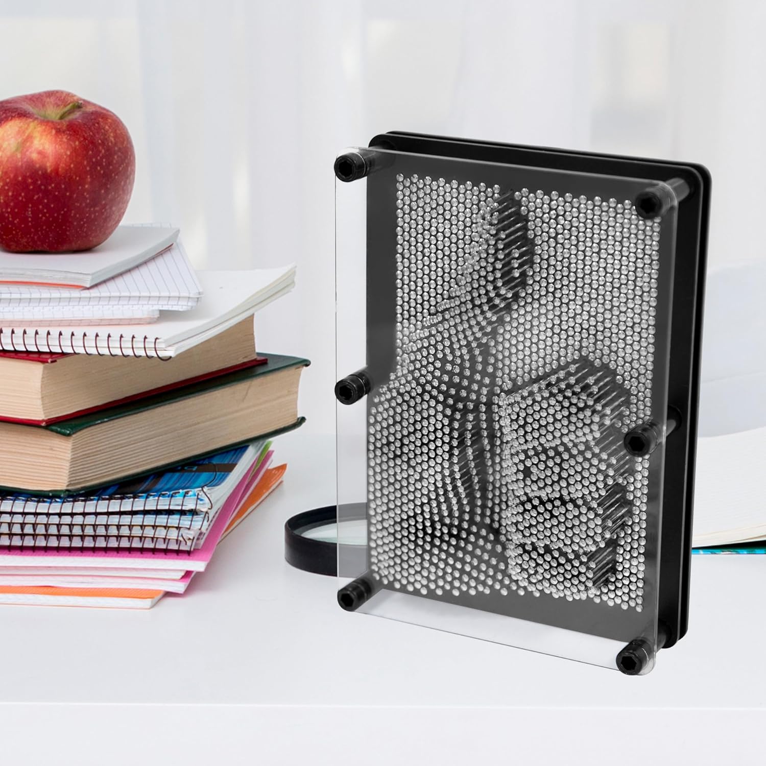 Global Gizmos 30350 Metal Pin Art Impression Toy - Black Frame