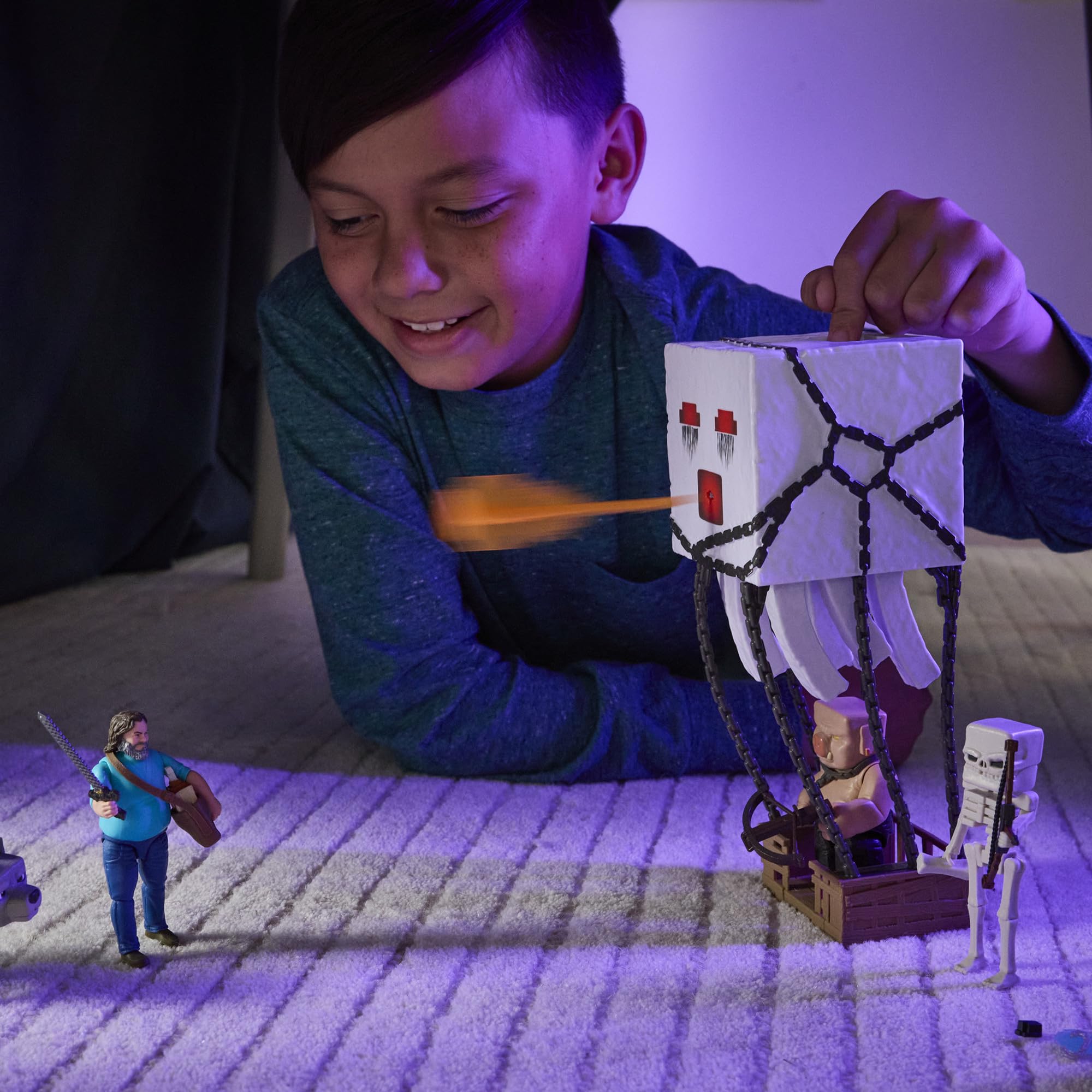 Minecraft Blast Attack Ghast Action Figure Set with Lights, Sounds & Projectile - Mattel JFB69 8