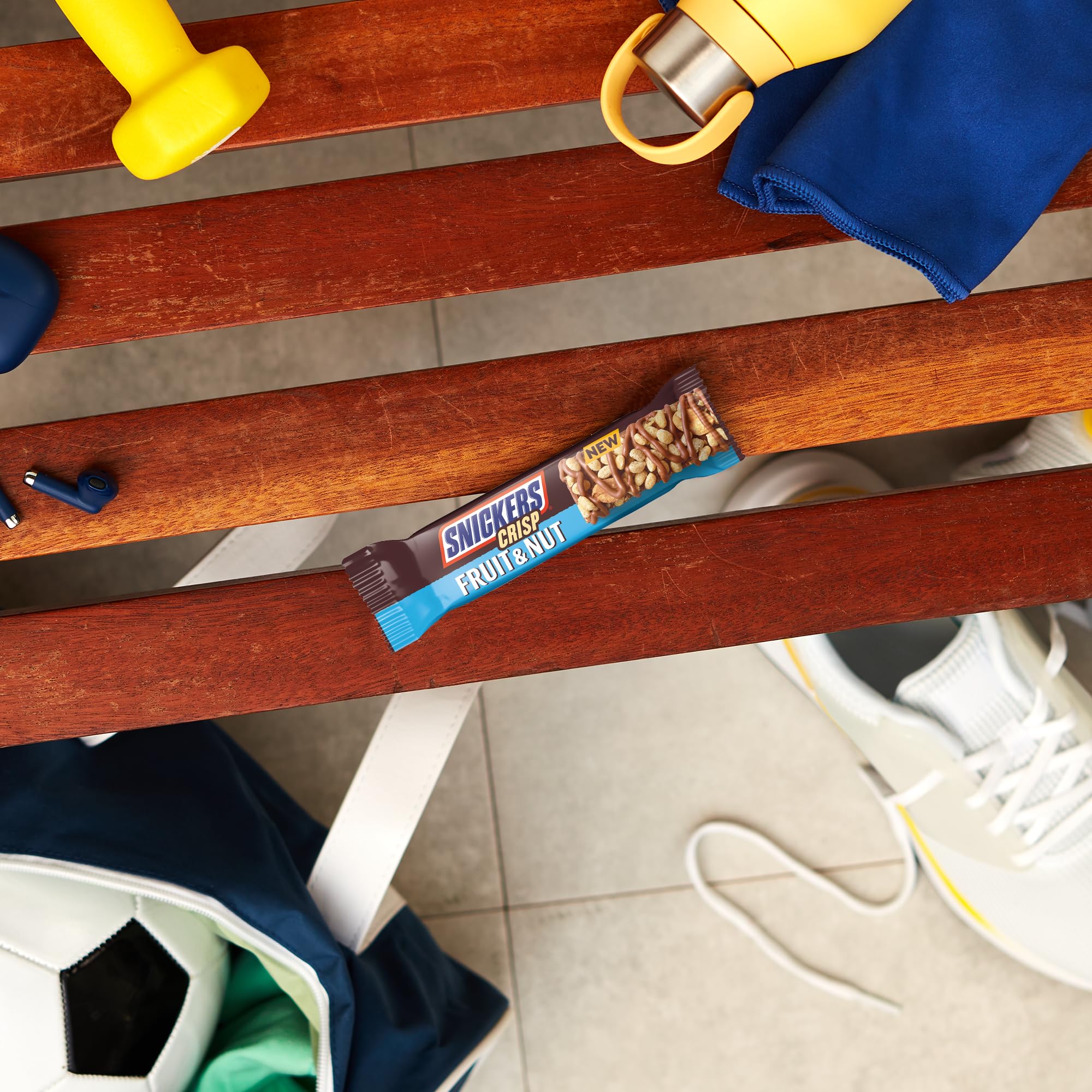 Snickers Crisp Fruit & Nut Milk Chocolate Snack Bars Multipack 4 x 32g