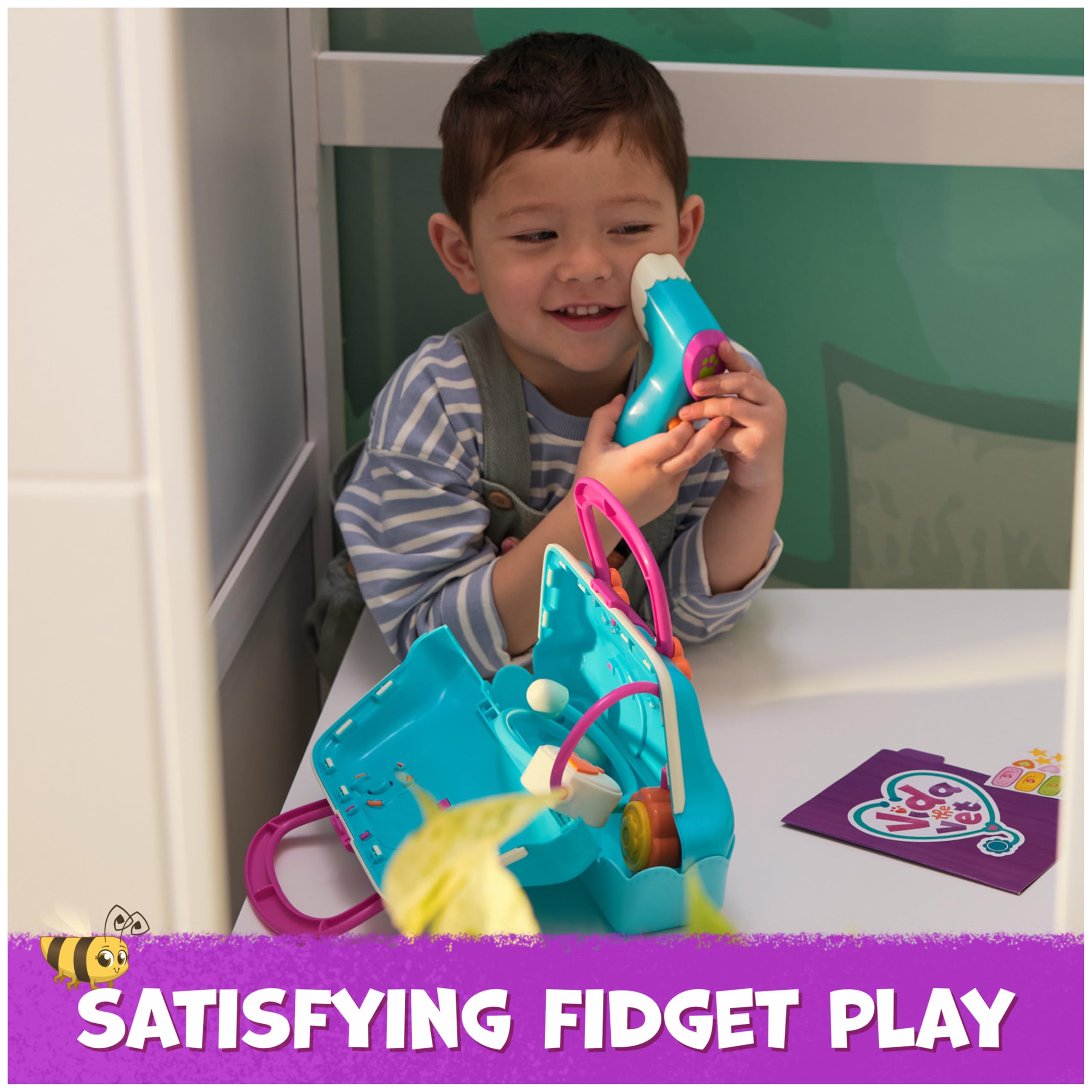 Vida the Vet - Vet Bag with 5 Doctor Kit Accessories & Popcorn Plush Toy for Kids 3+ 4