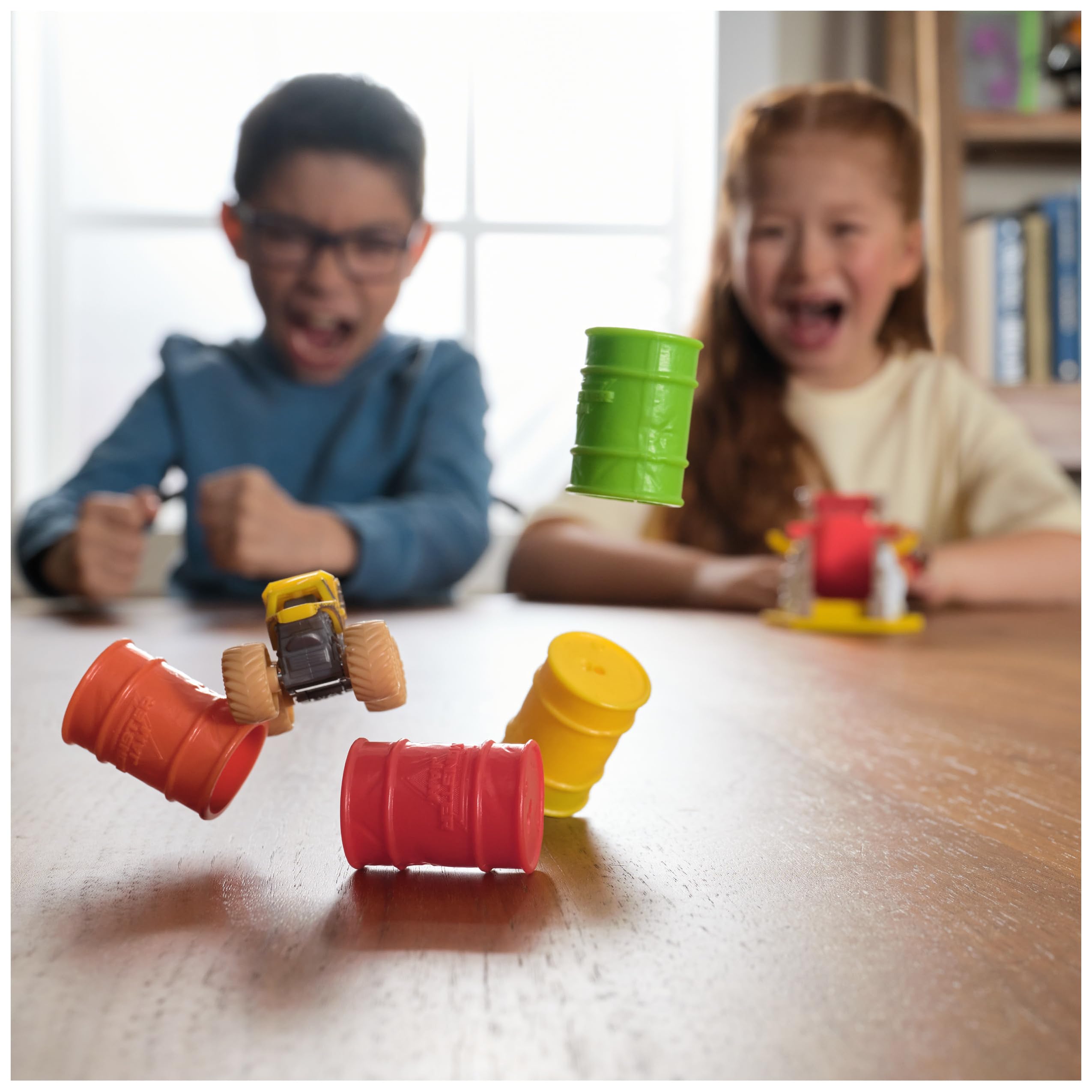 Monster Jam Mini Launchers - Adjustable Ramp with 2 Die-Cast Trucks for Kids 5