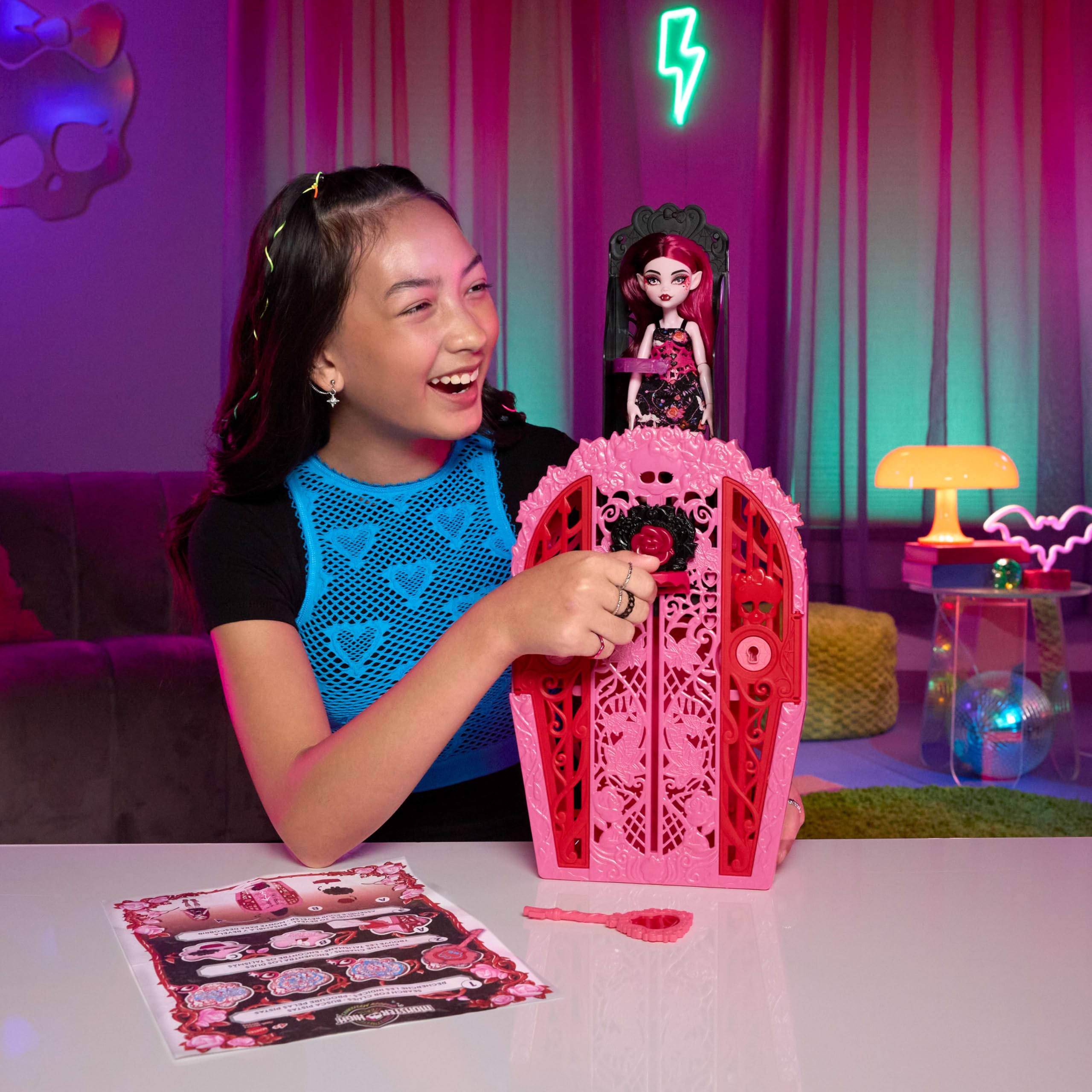 Monster High Skulltimate Secrets Doll and Accessories Set - Garden Mysteries, Draculaura Playset for Ages 4-10 5