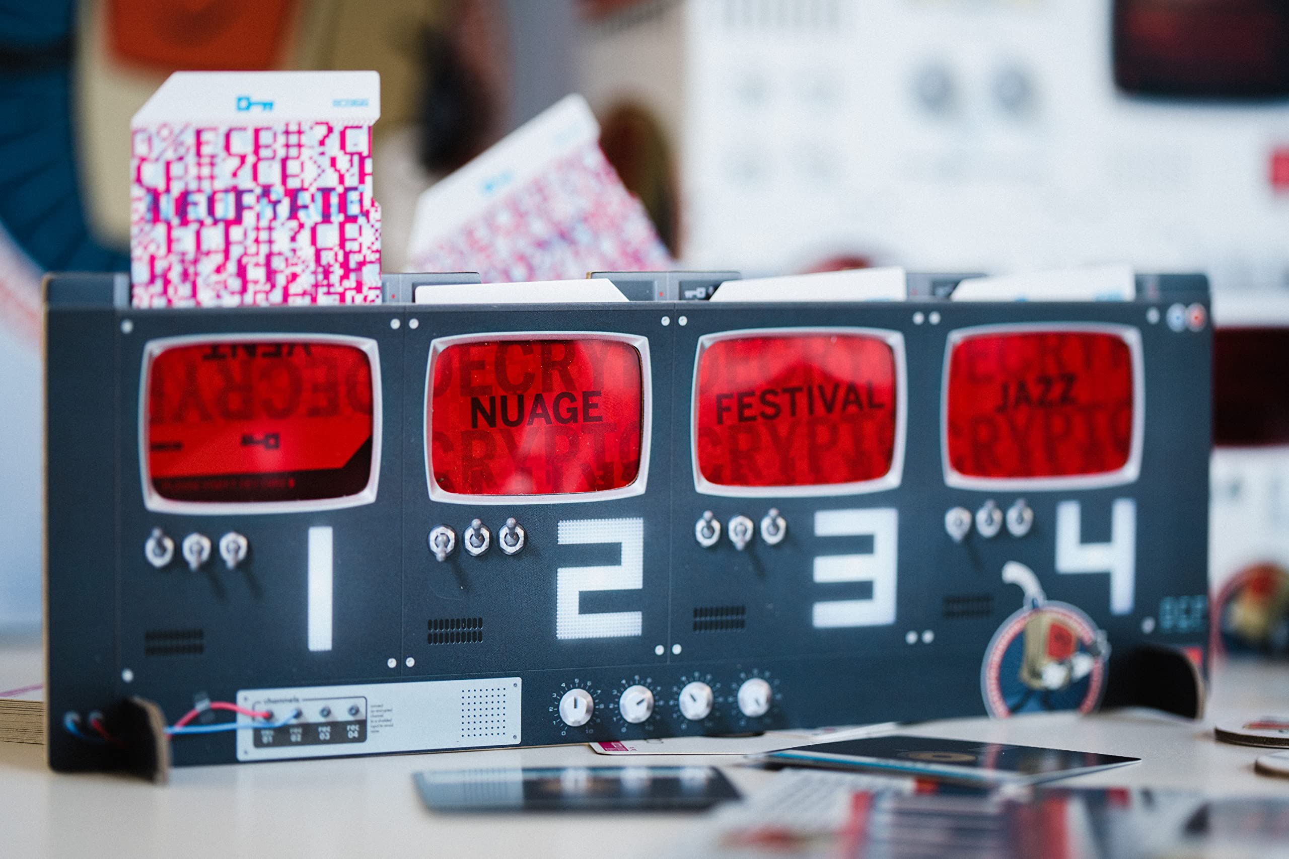 Scorpion Masqué Decrypto Board Game | 3-8 Players | Ages 12+ | 30-Minute Play Time 7