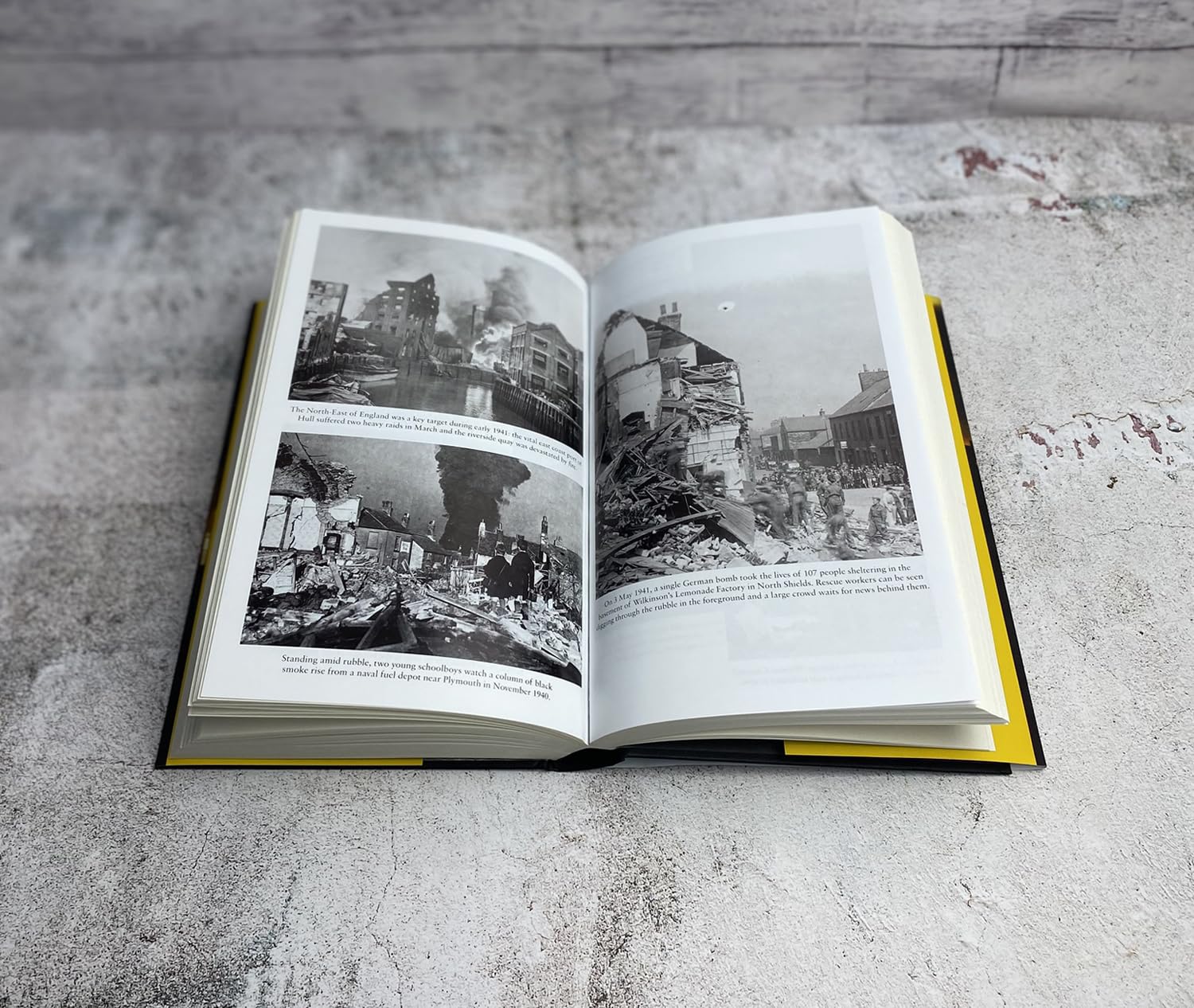 John Nichol - Blitz: When World War Two Came Home | Hardcover 5