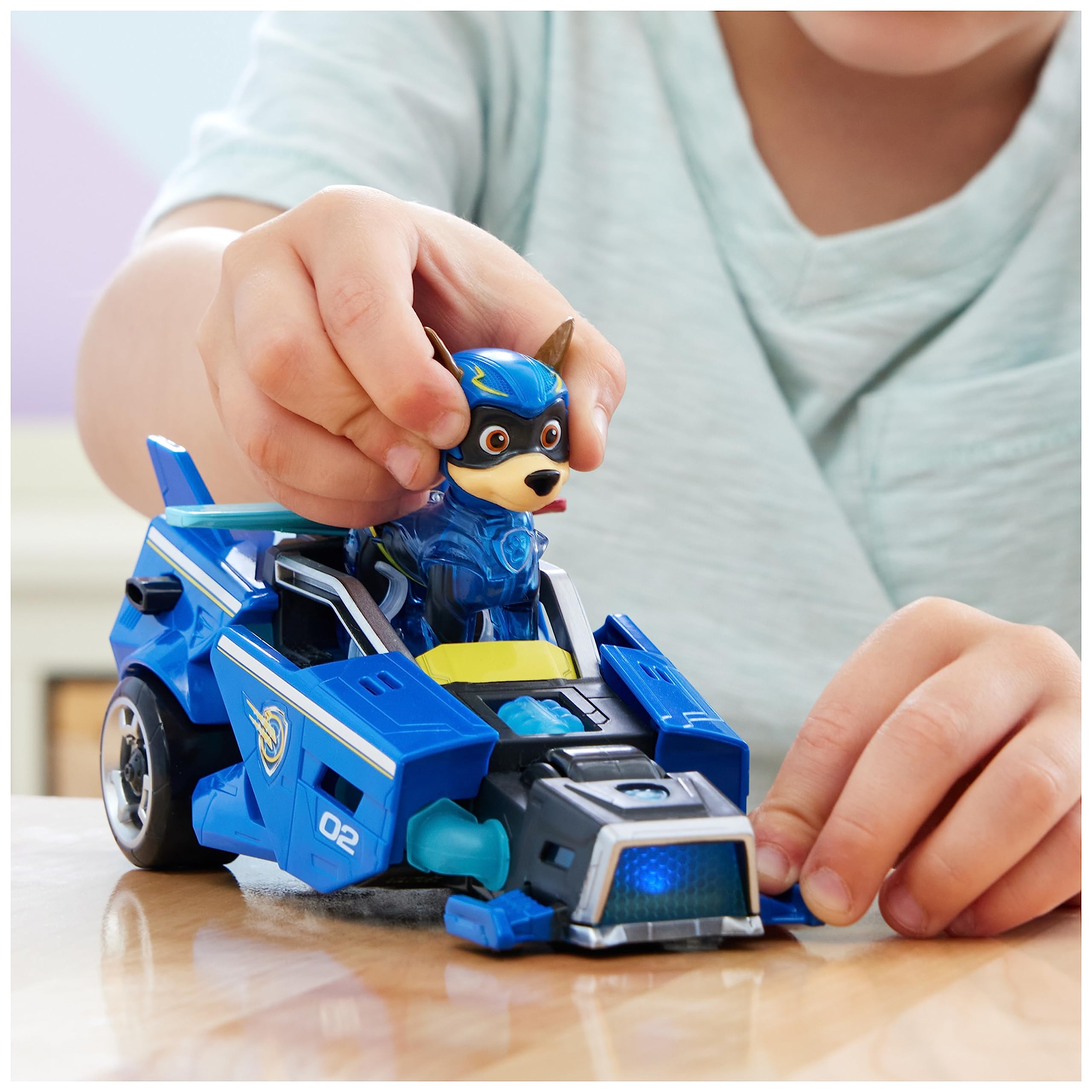 PAW Patrol: The Mighty Movie Chase Mighty Pups Toy Car with Light-Up Action Figure, Lights & Sounds - Vehicle Playset for Kids 3+ 5