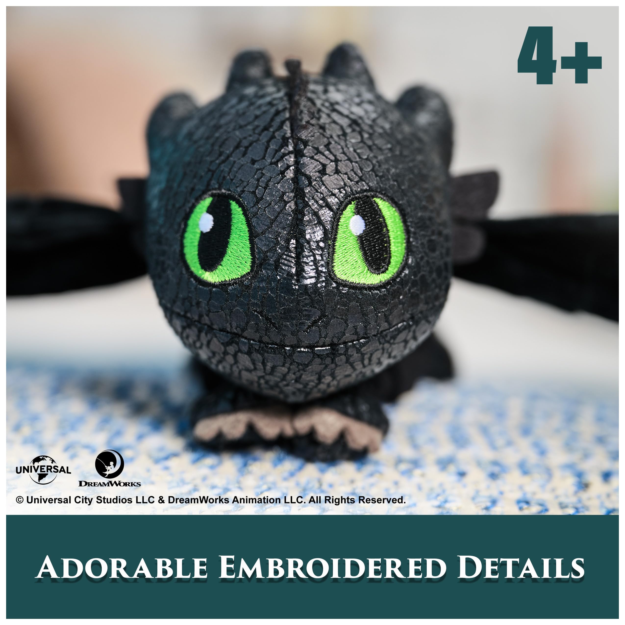 Spin Master Dreamworks Dragons Toothless 30.5cm Hug & Glide Plush Toy 7
