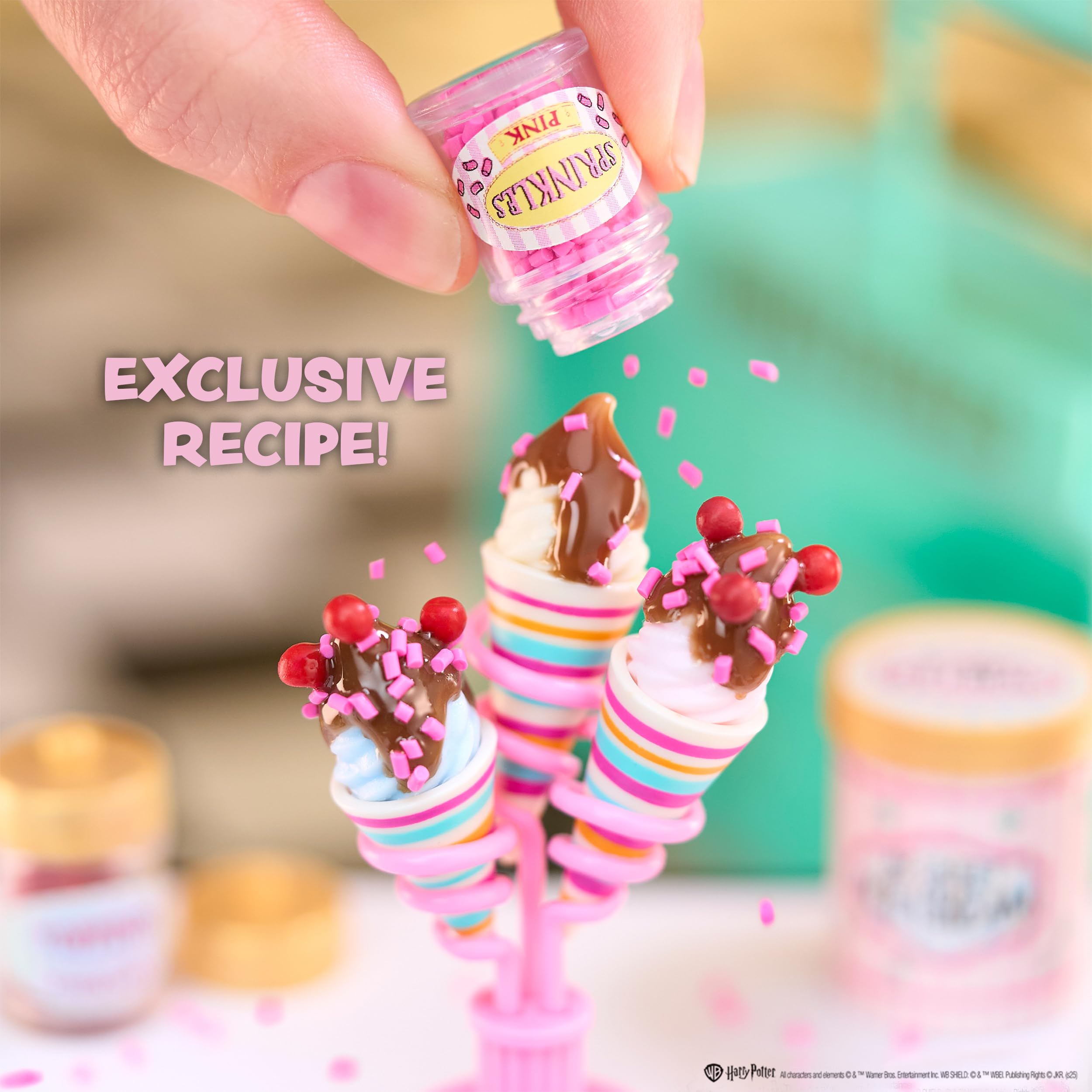 MGA Miniverse Make It Mini Honeydukes Trolley - Harry Potter Building Playset 12