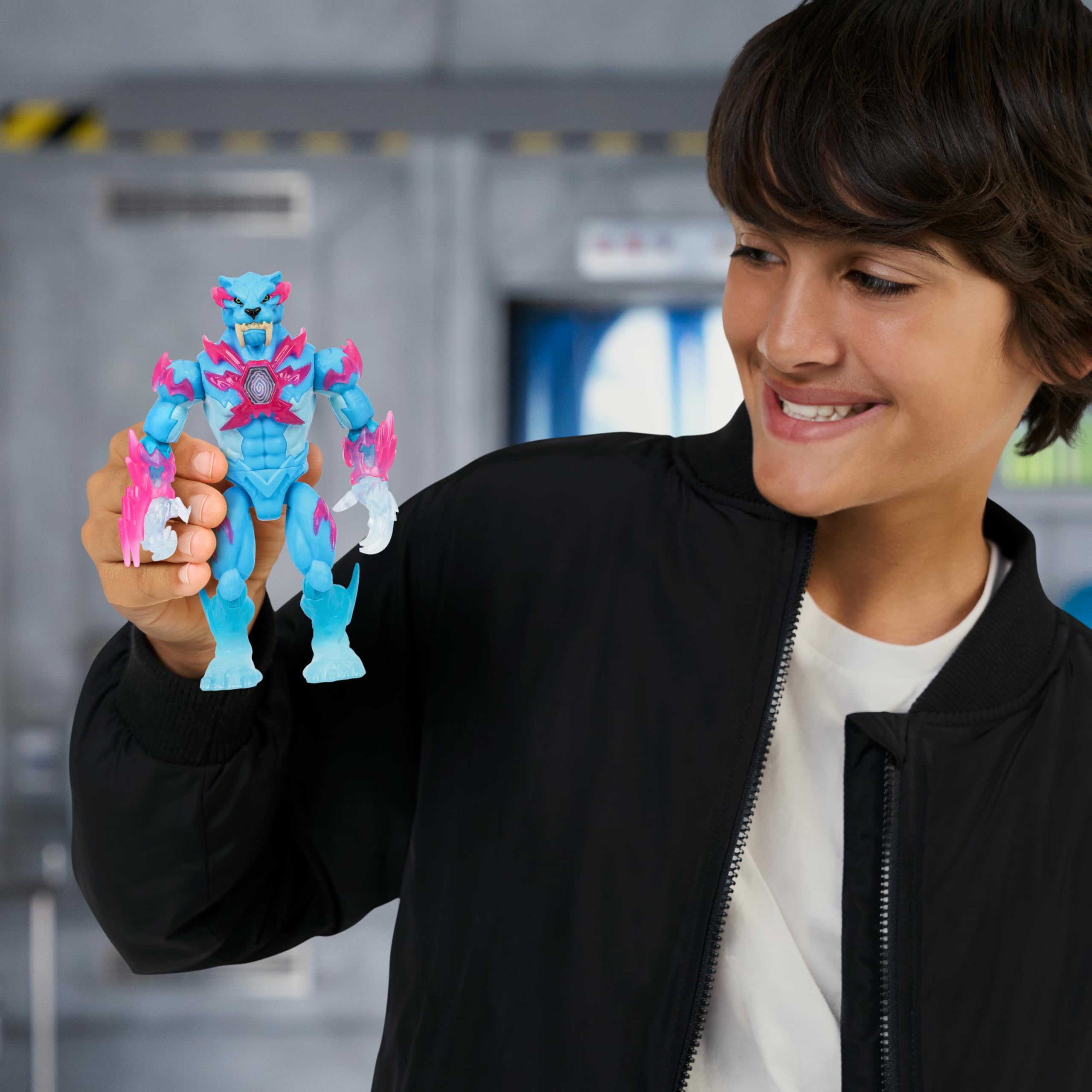 MrBeast Lab Hyper Fusion Mutators - Lightning Panther Action Figure for Kids 5+ 3