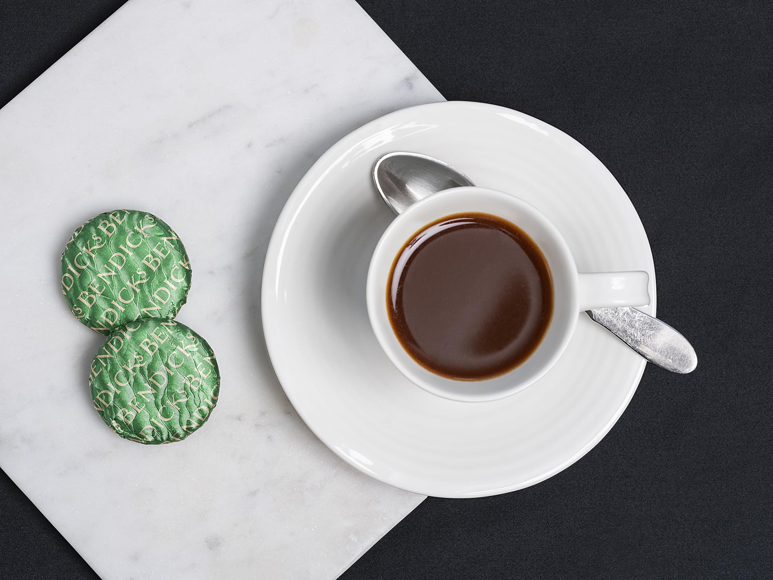 Bendicks Bittertermints Zartbitterschokolade &amp; Pfefferminzbonbons, 200 g 4