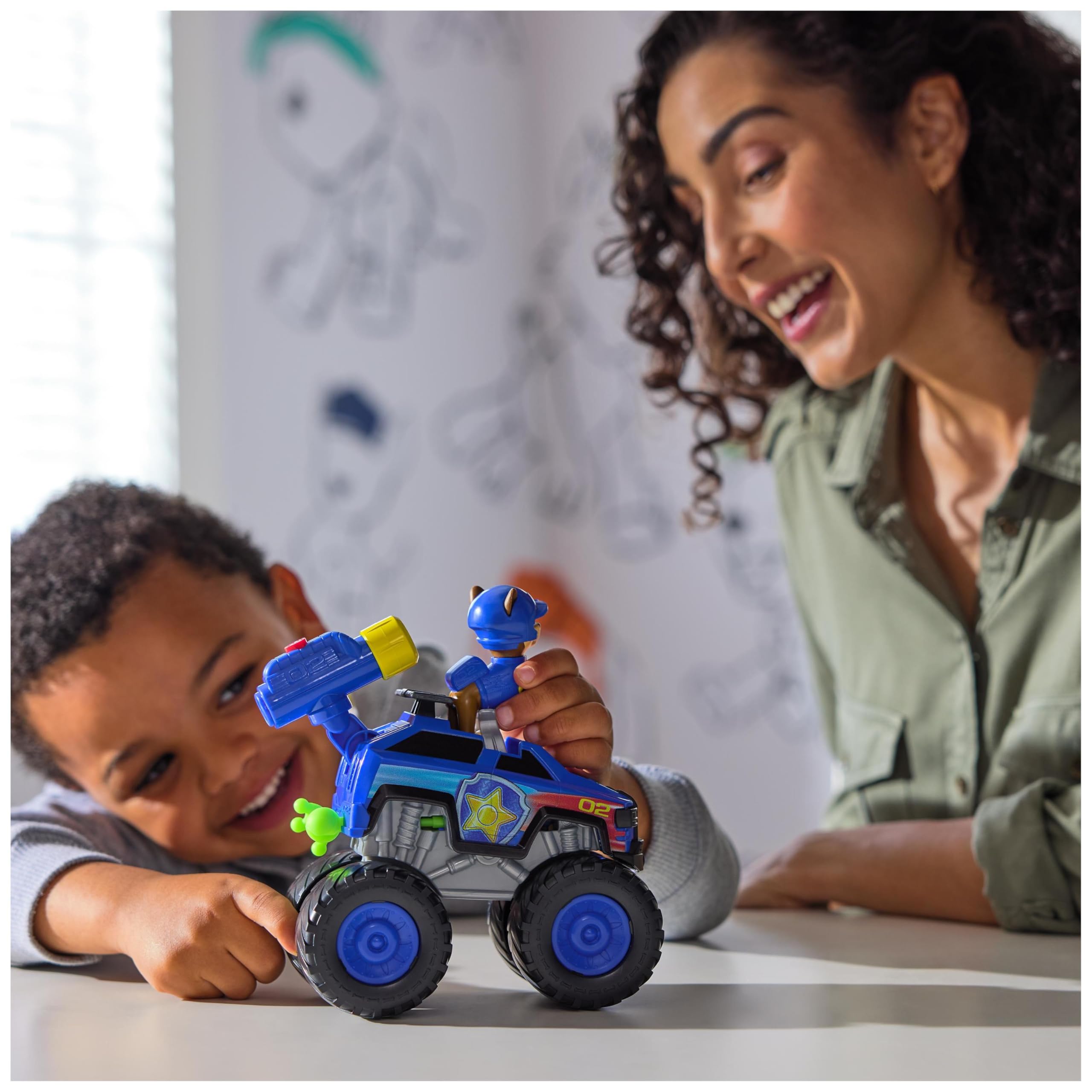 Paw Patrol: Rescue Wheels Chase’s Cruiser - Projectile Launcher Toy Truck with Action Figure 7