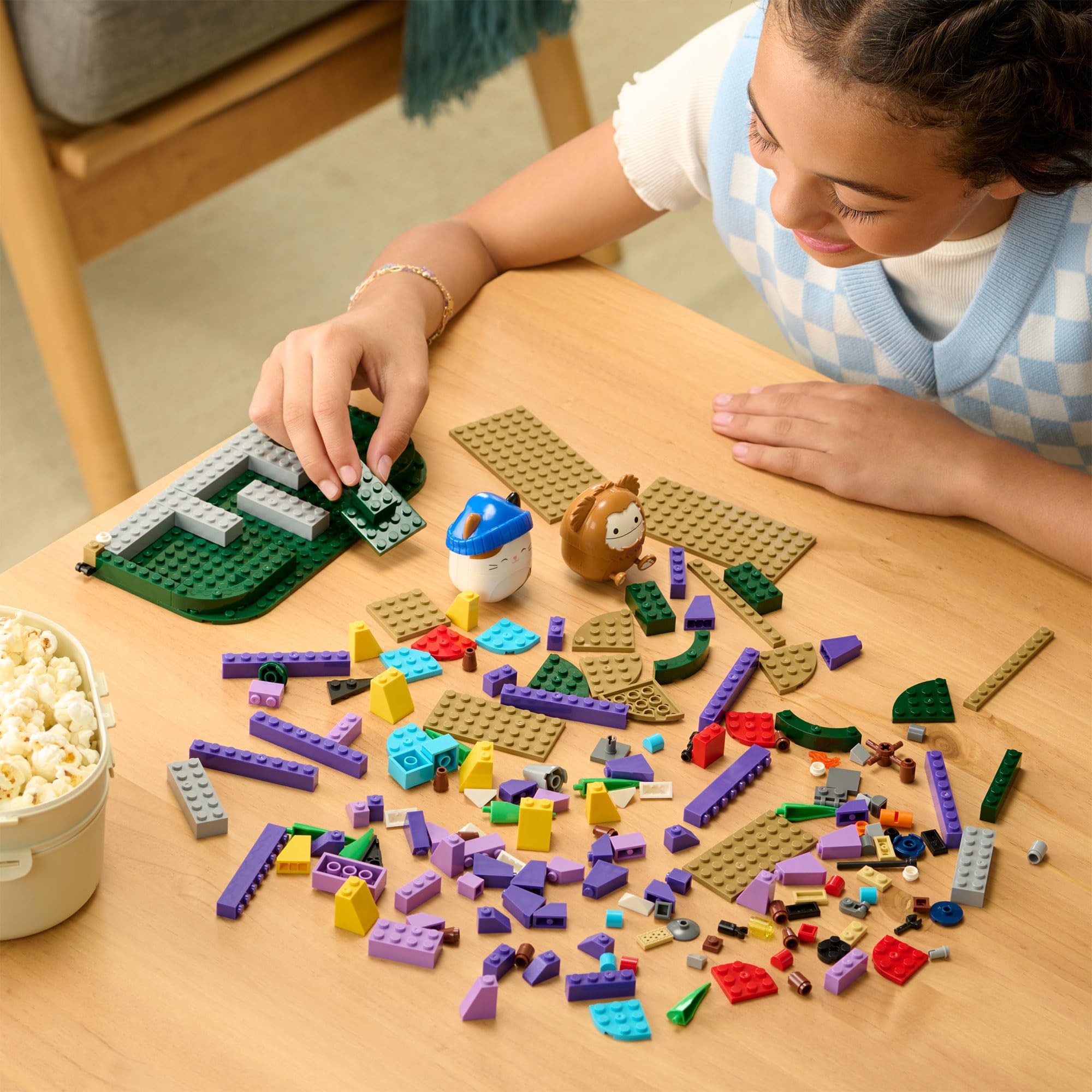 BLDR Squishmallows 246-Piece Camping Adventure Building Set - Cam & Benny Playset for Kids 3+ 9