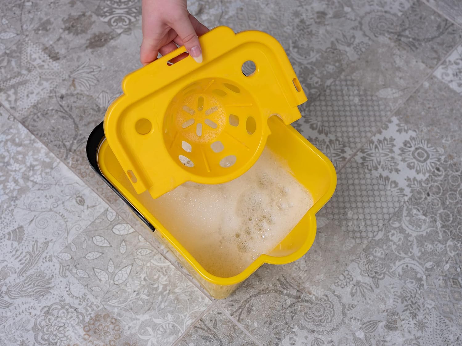 Addis Mop Pail and Wringer 12L - Sunshine Yellow 8