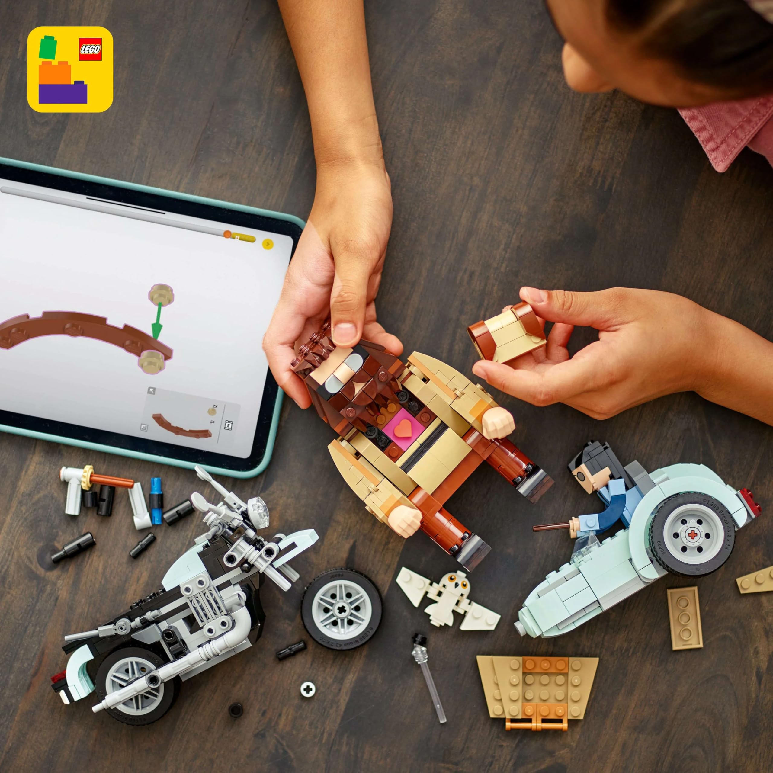 LEGO Harry Potter Hagrid &amp; Harrys Motorradfahrt – Baubares Fahrzeug-Spielset für Kinder ab 9 Jahren 5