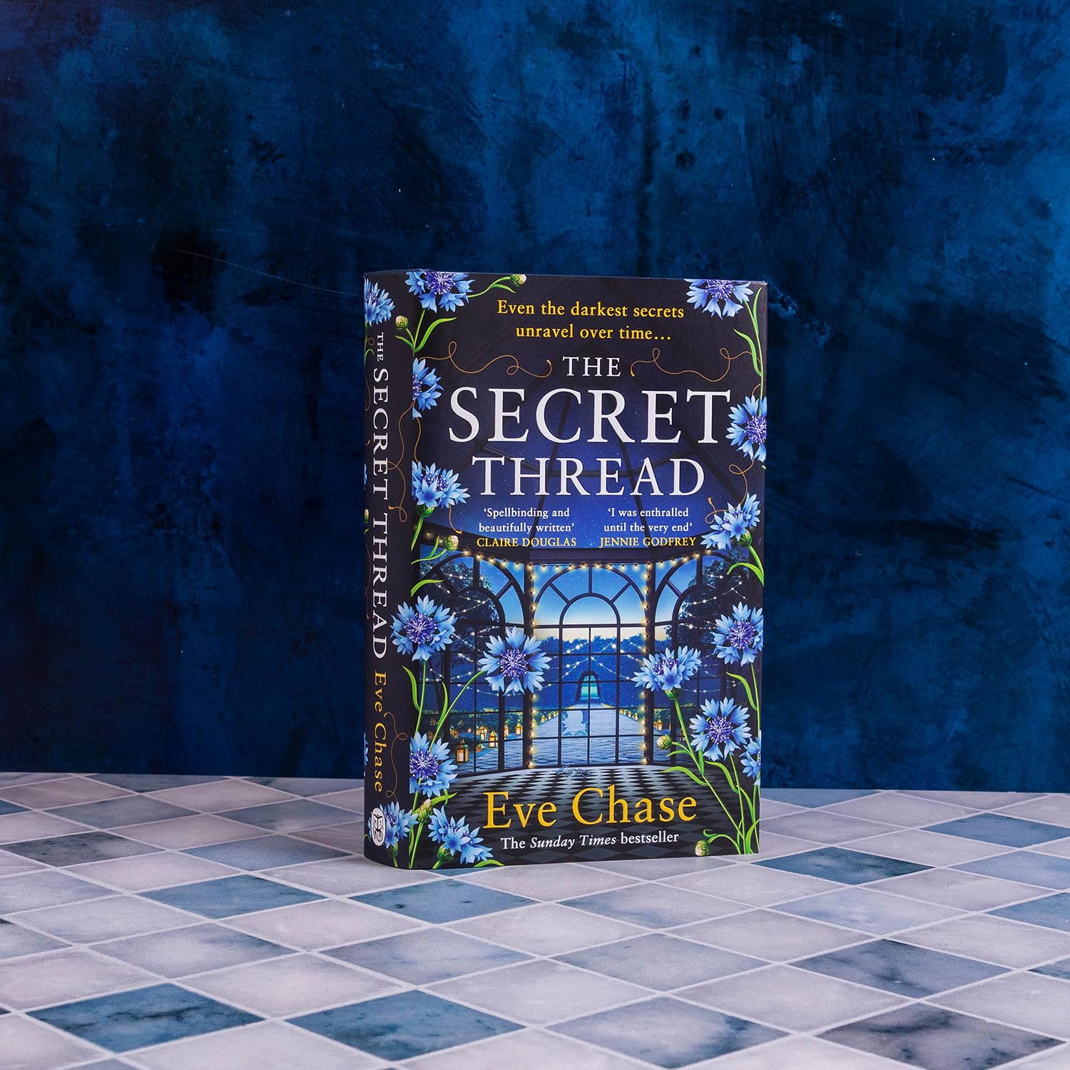 Eve Chase - The Secret Thread | Hardcover Crime & Mystery Novel