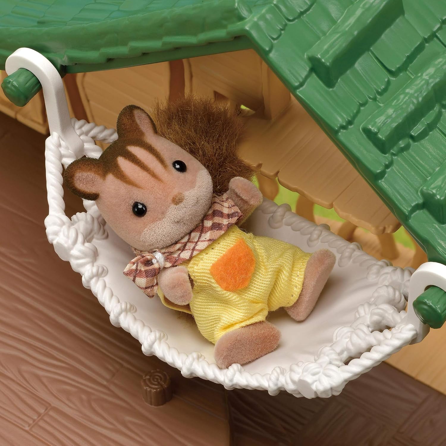 Sylvanian Families Lakeside Lodge Log Cabin - Playset with Furniture & Secret Slide 5