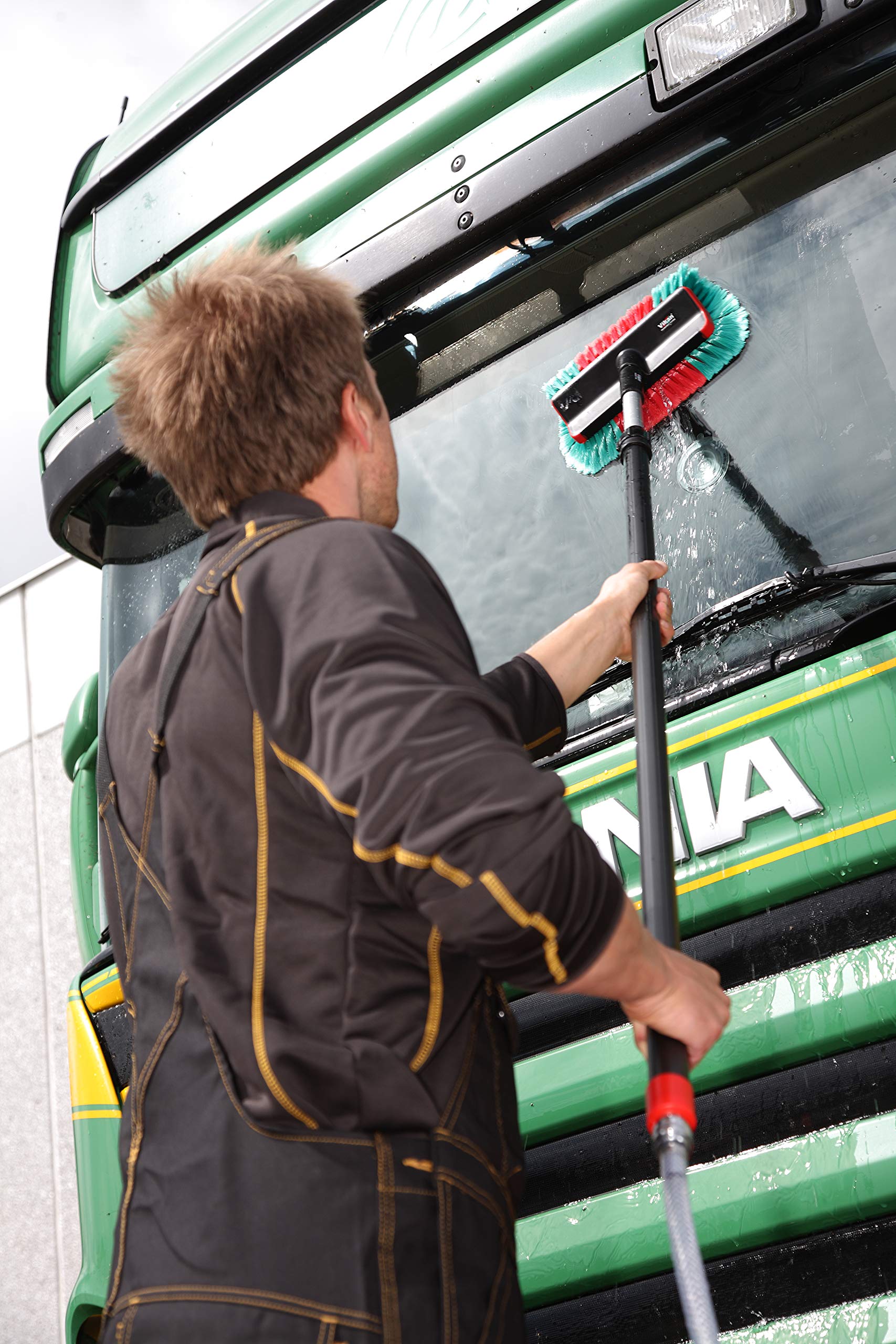 Vikan - 524752 Water Fed Washing Brush, 280 mm, Soft/Split Filaments, Black 3