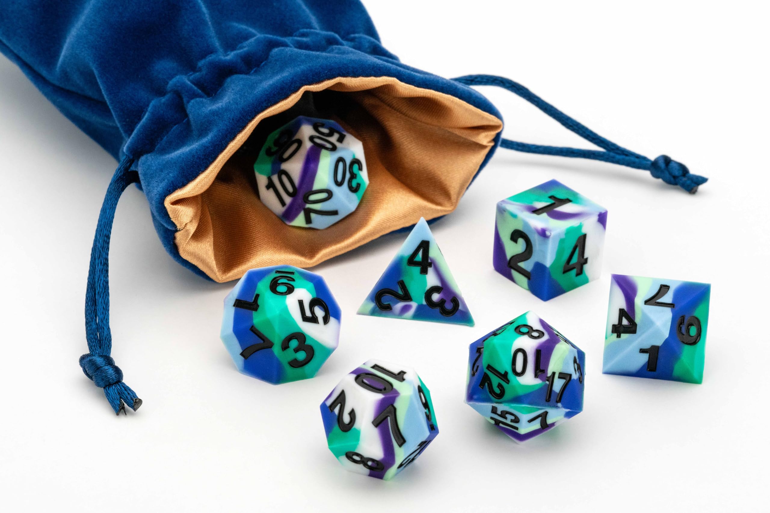 Metallic Dice Games FanRoll 16mm Pride Sharp Edge Silikonkautschuk Polyedrisches Würfelset 4