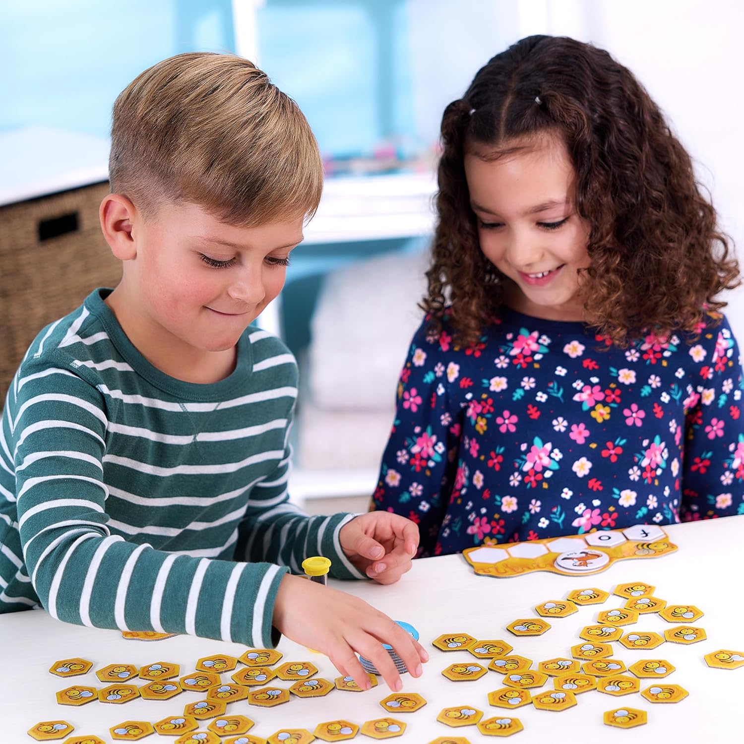 Orchard Toys Buzz Words Educational Literacy Board Game with 4 Ways to Play 4