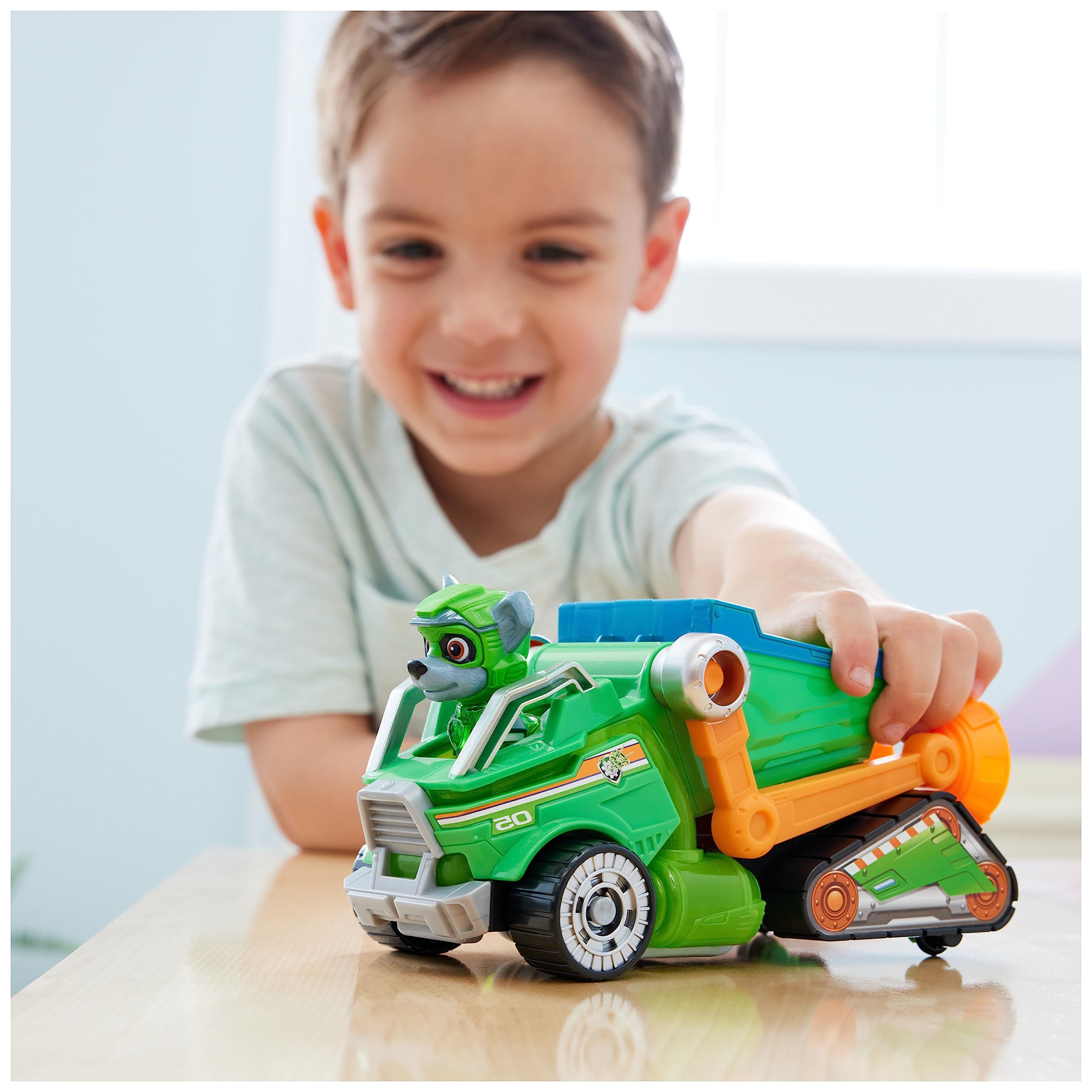 Paw Patrol: The Mighty Movie Rocky Recycling-LKW-Spielset – Lichter, Geräusche und Actionfigur (6067508) 9