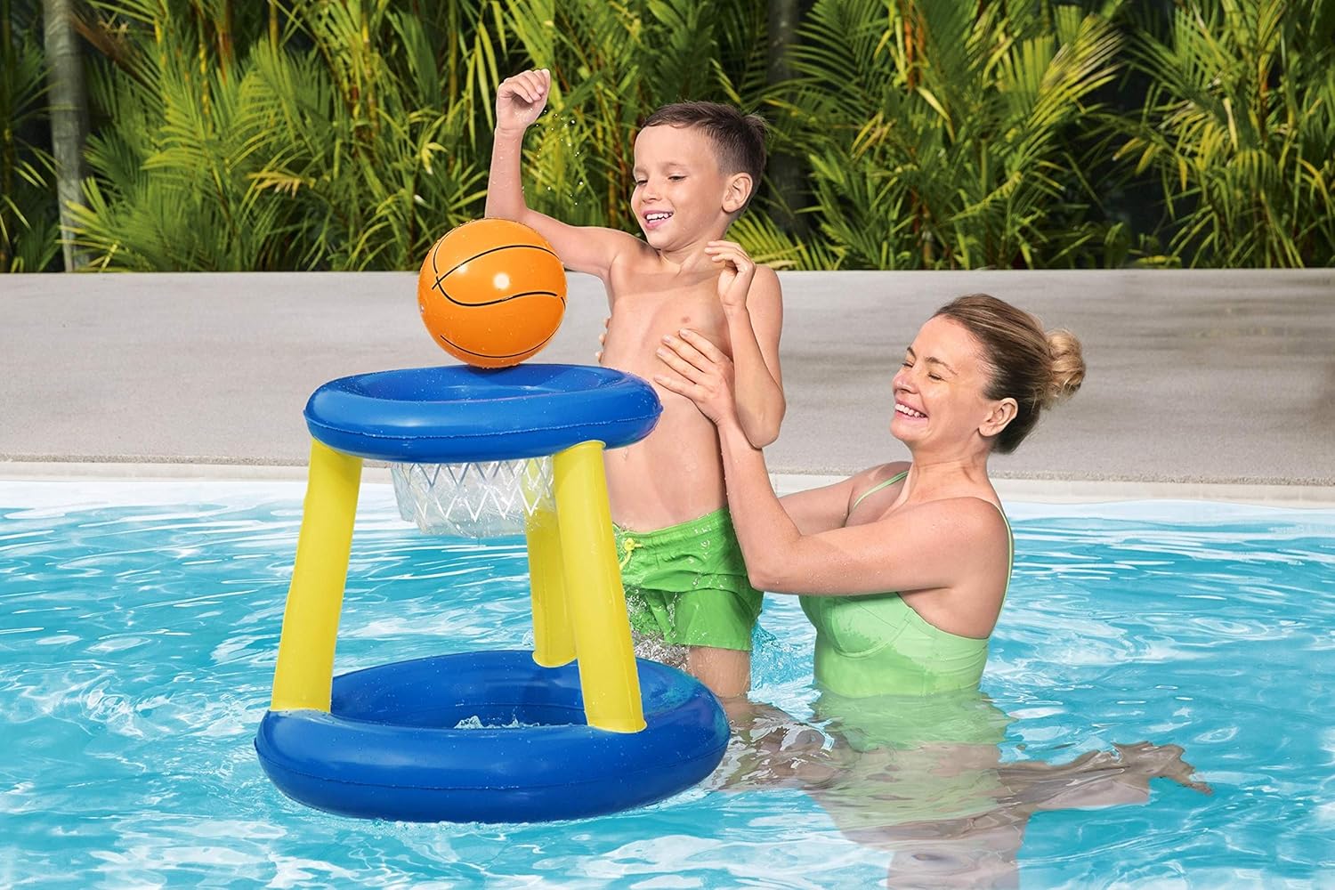 Bestway Splash N Hoop Inflatable Basketball Pool Game - Floating Water Toy for Kids 3+ 9