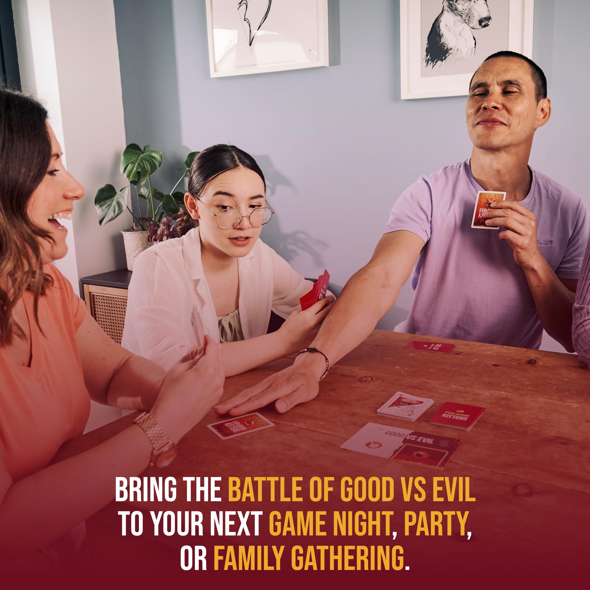 Exploding Kittens Gut gegen Böse Kartenspiel – 2–5 Spieler – Ab 7 Jahren – Inspiriert von der Netflix-Show 4