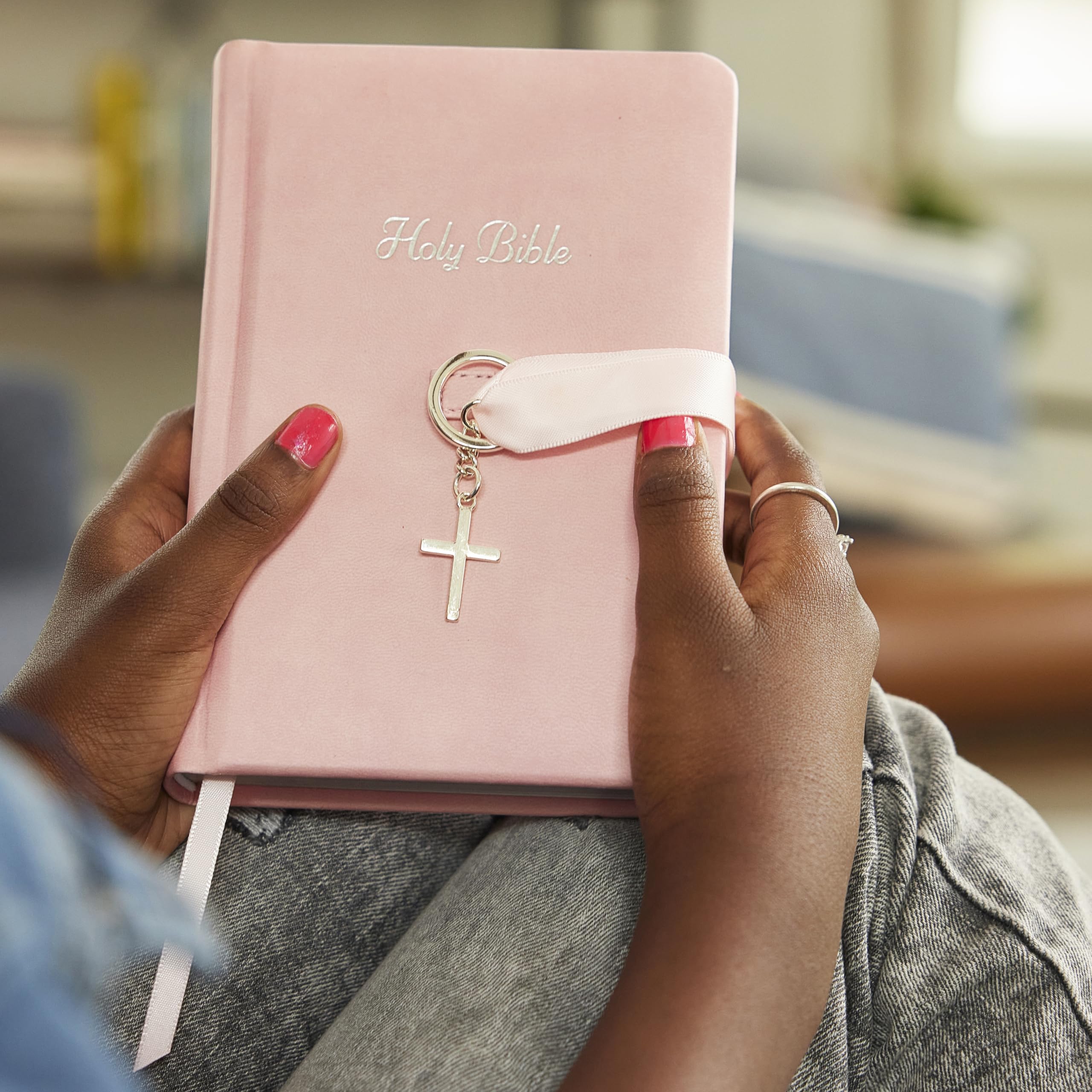 HarperCollins Simply Charming Bible - NKJV | Pink Edition | Hardcover | Gift Edition 9