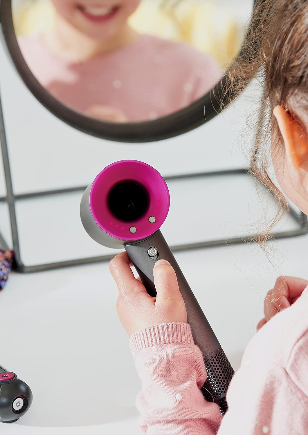 Casdon Dyson Supersonic & Corrale Deluxe Styling Set - Realistic Lights, Sounds & Cool Air Blow for Ages 3+ 12