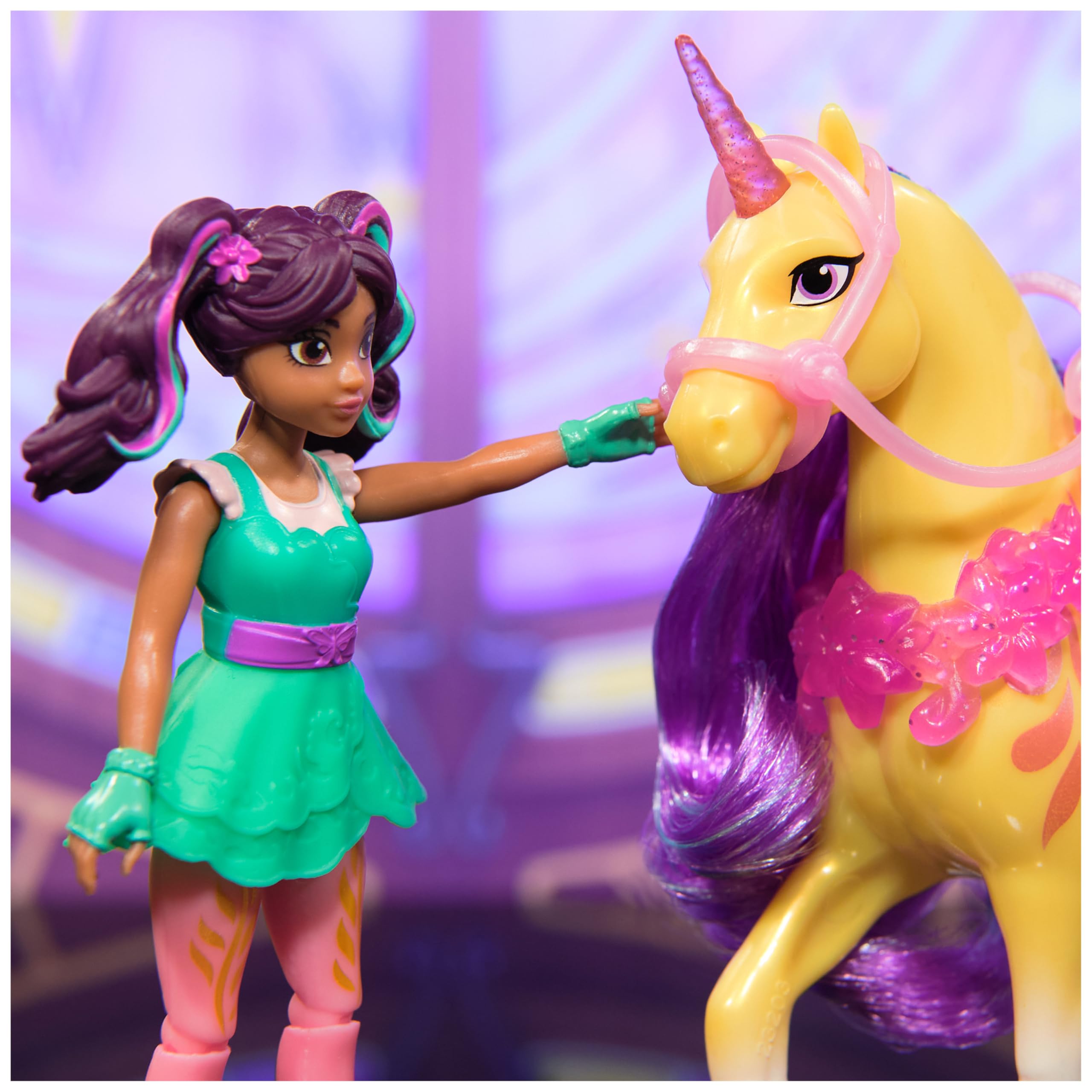 Unicorn Academy, Ava & Leaf Power of Friendship Set with Translucent Saddle 6