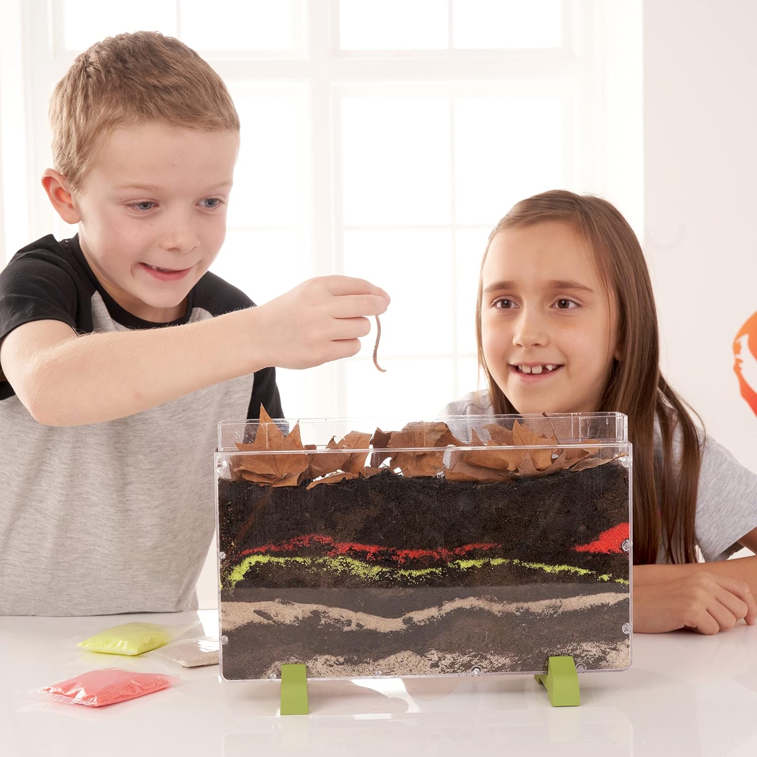 My Living World LW102 Interplay Worm World - Educational Science Kit for Kids 5+ 8