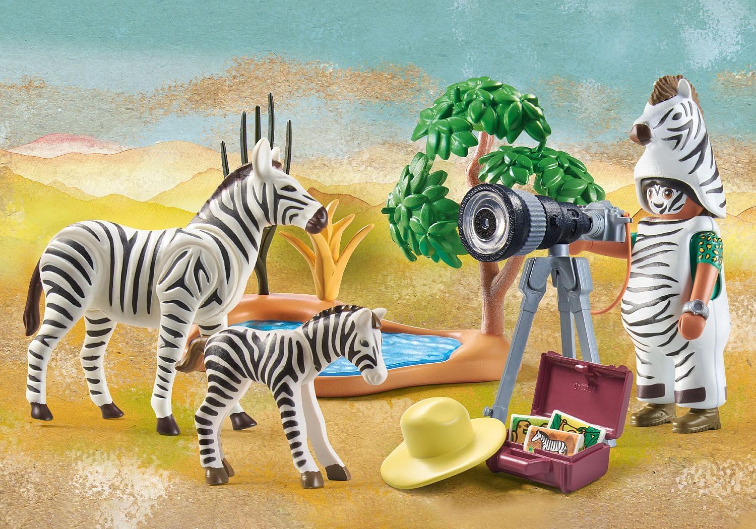 Playmobil 71295 Wiltopia Photographer with Zebras, exploring the animal kingdom, 5