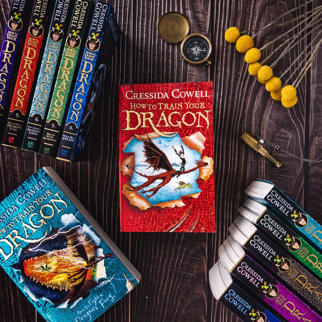 Cressida Cowell - How To Train Your Dragon: Book 1 [Paperback] 2