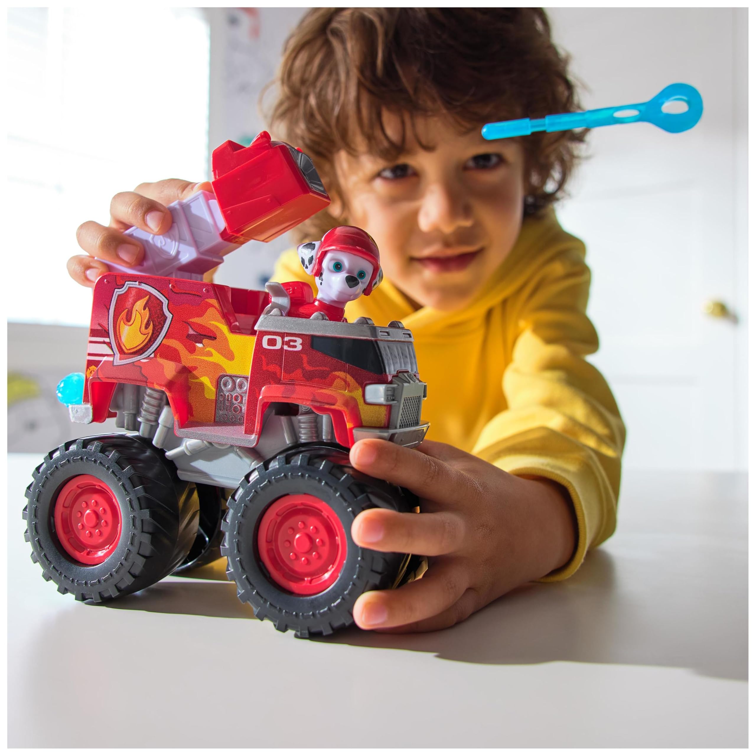 Paw Patrol: Rescue Wheels Marshall’s Fire Engine with Projectile Launcher - Vehicle & Action Figure 8