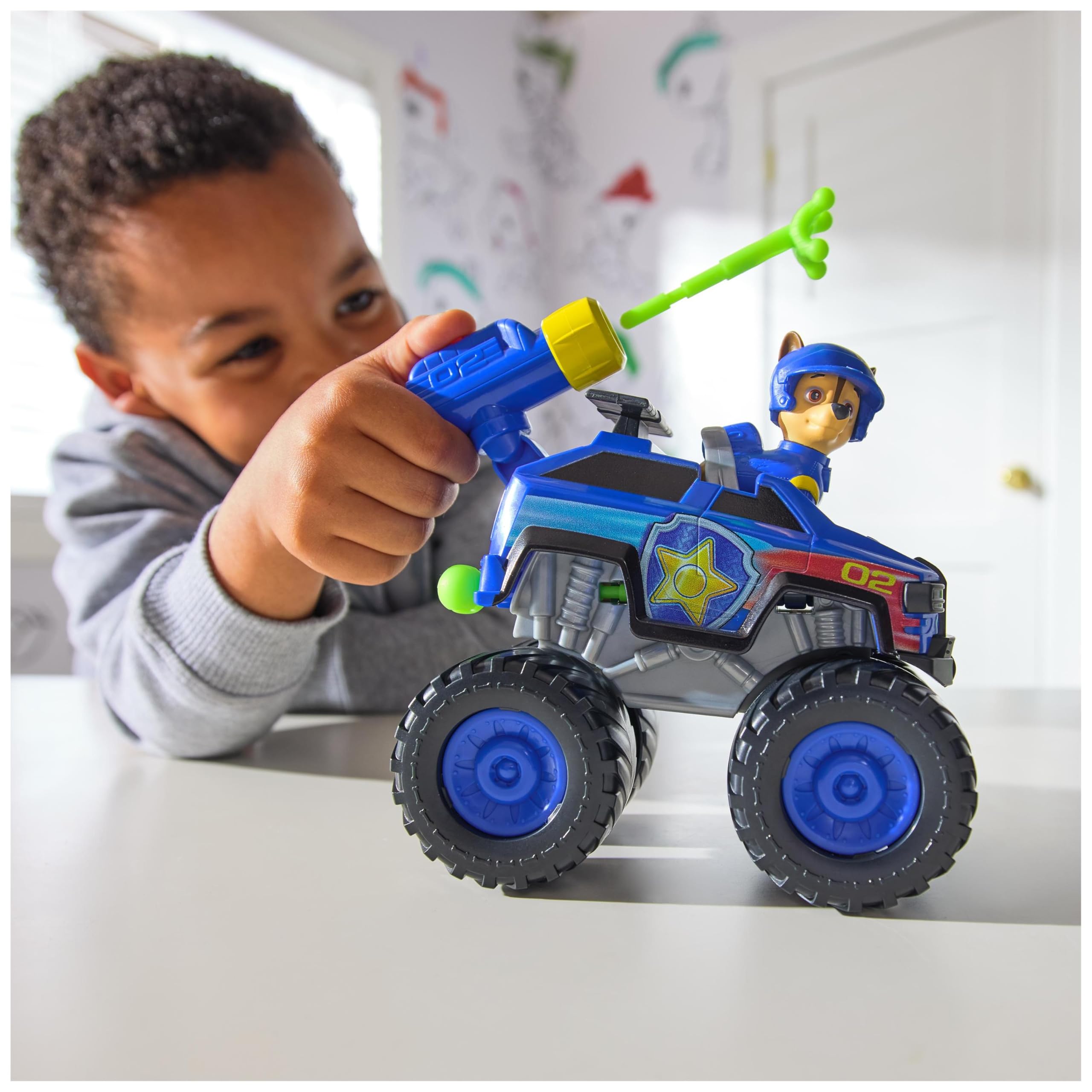 Paw Patrol: Rescue Wheels Chase’s Cruiser - Projectile Launcher Toy Truck with Action Figure 8