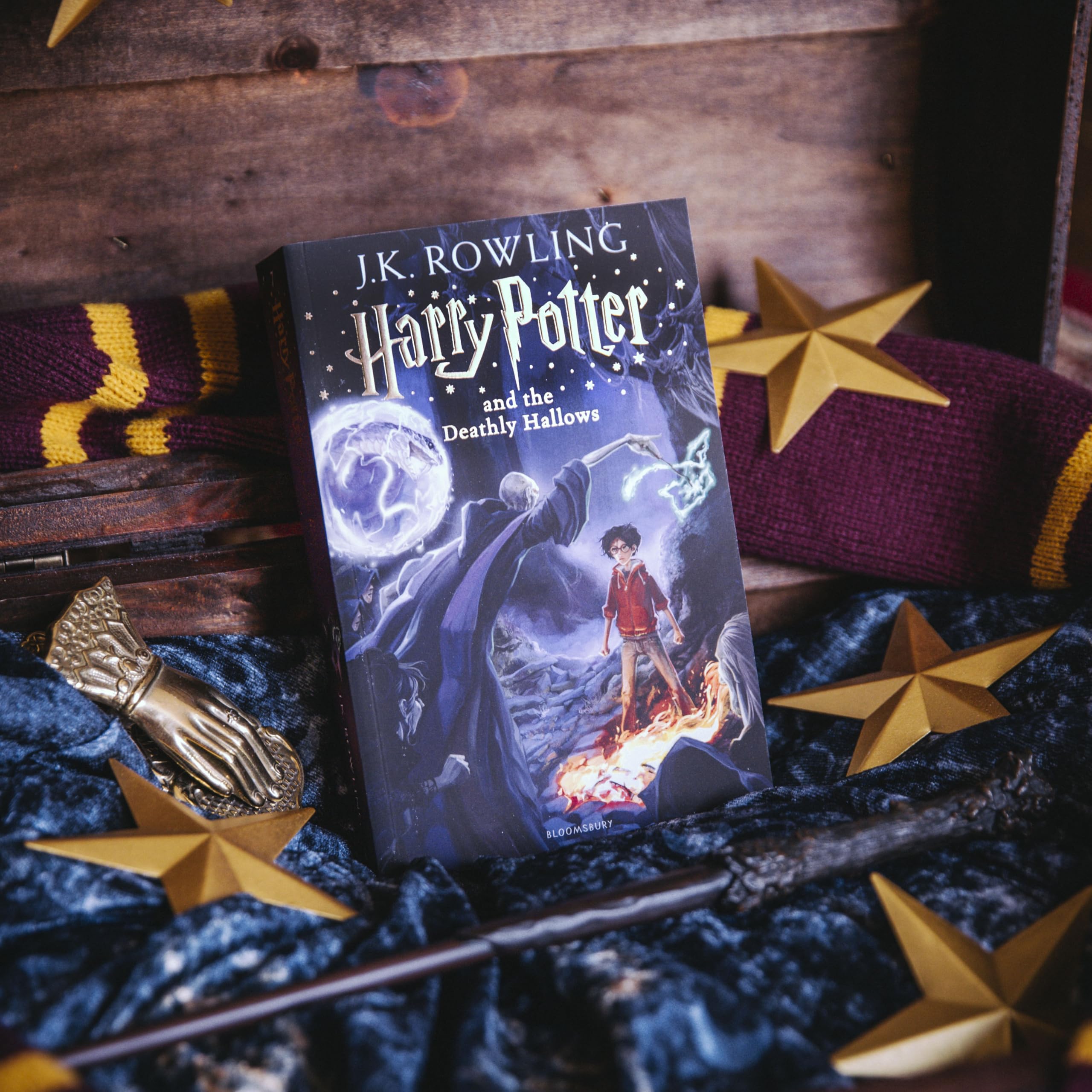 Bloomsbury Harry Potter and the Deathly Hallows (7/7) Paperback | 640 Pages | Ages 9+
