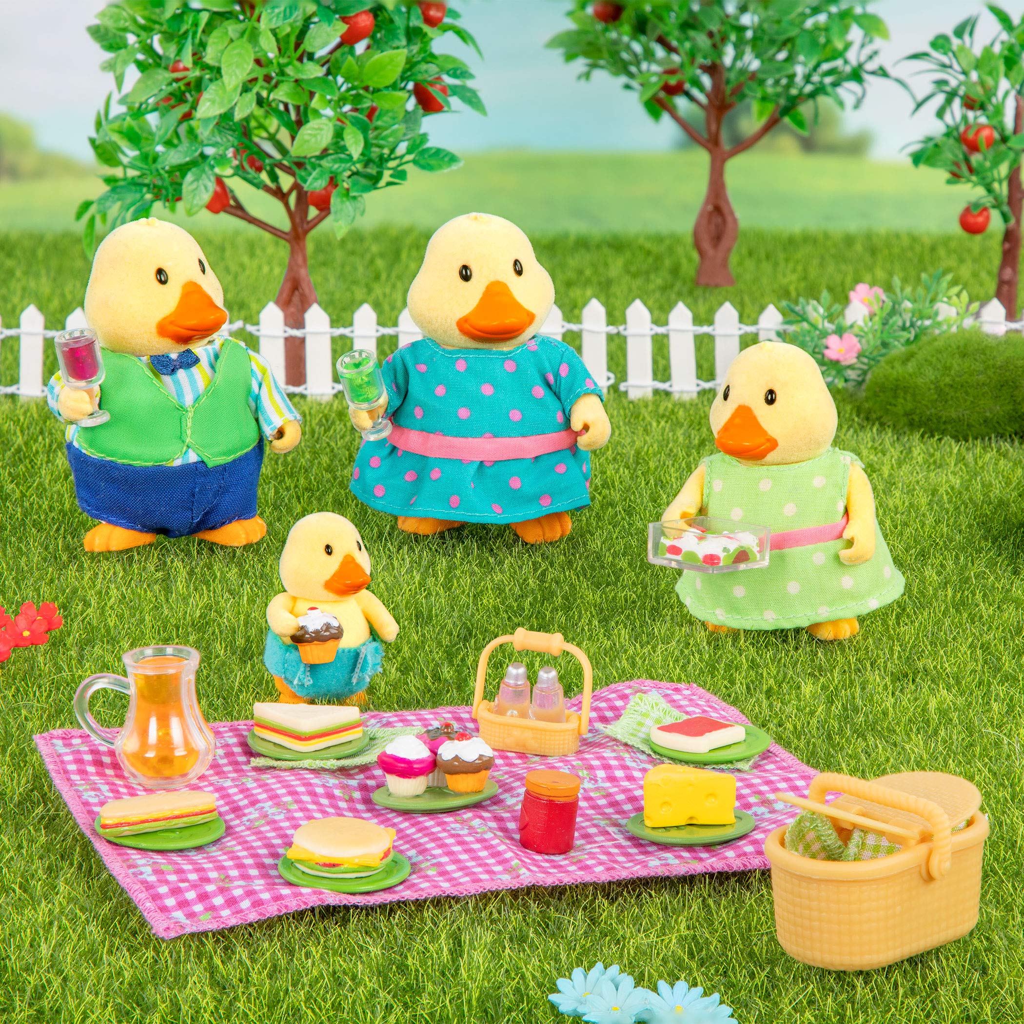 Li'l Woodzeez Quickquack Duck Family – 5pc Set with Miniature Figurines & Storybook – Imaginative Play for Kids 3+ 9