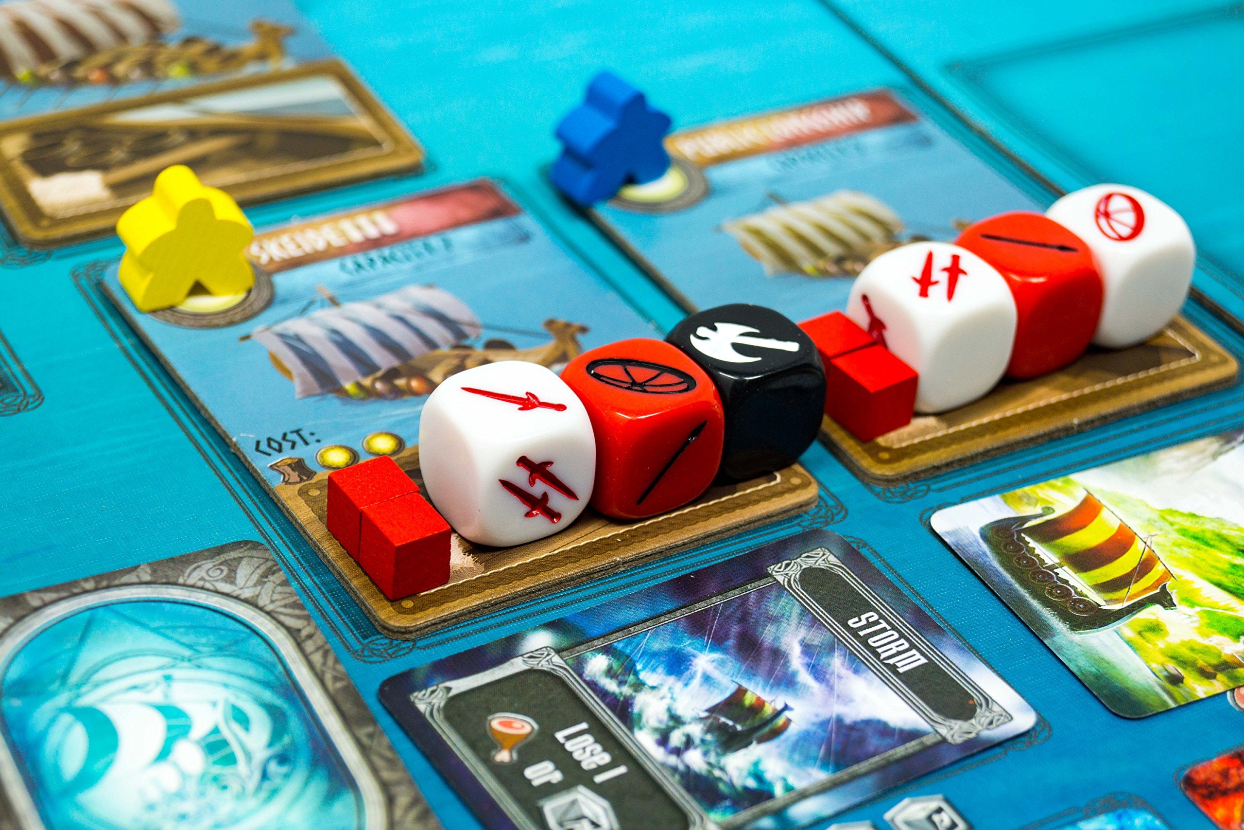 Grey Fox Games Champions of Midgard Brettspiel 3