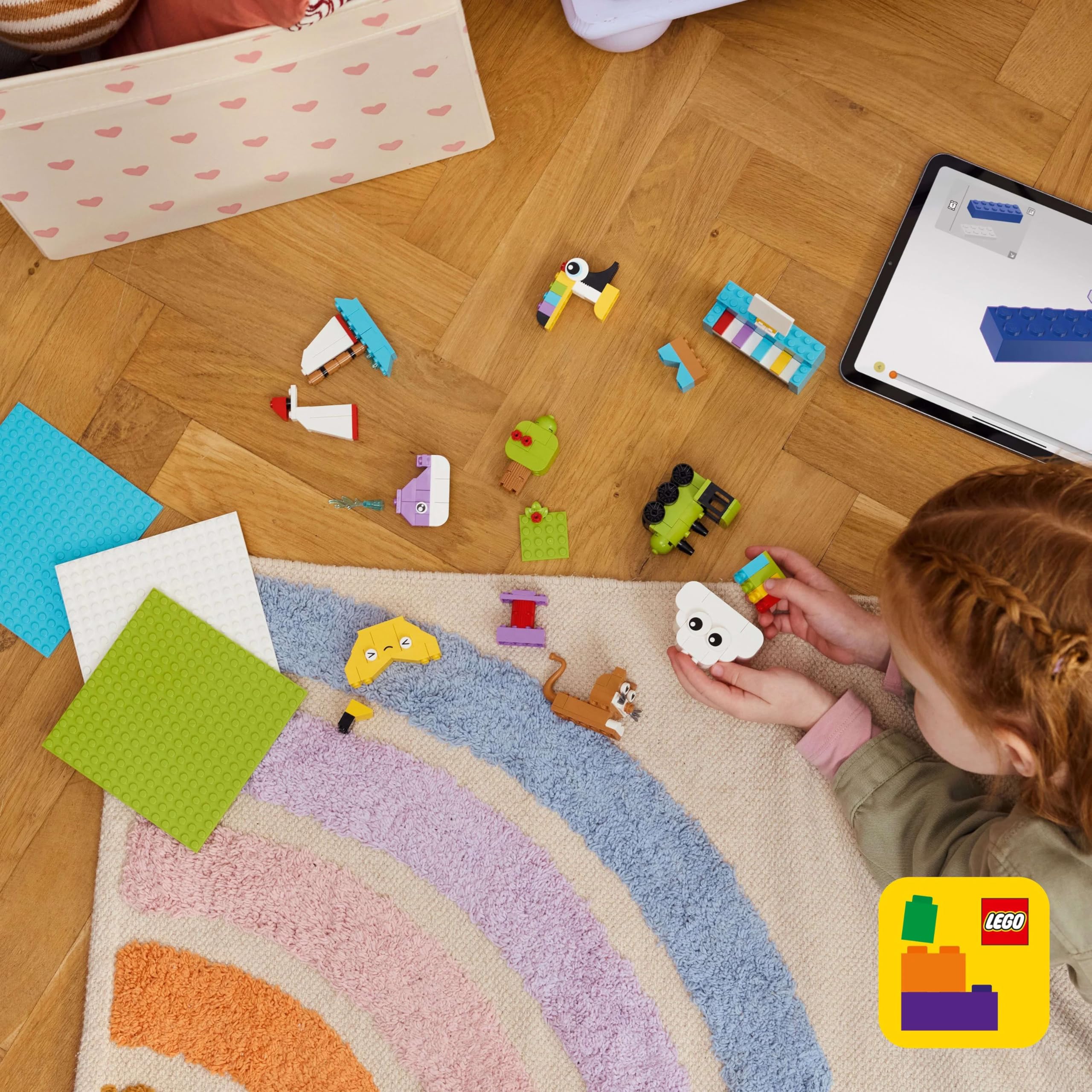 LEGO Classic Creative Build-and-Play Box - 750-Piece Building Set for Kids 5+ 8