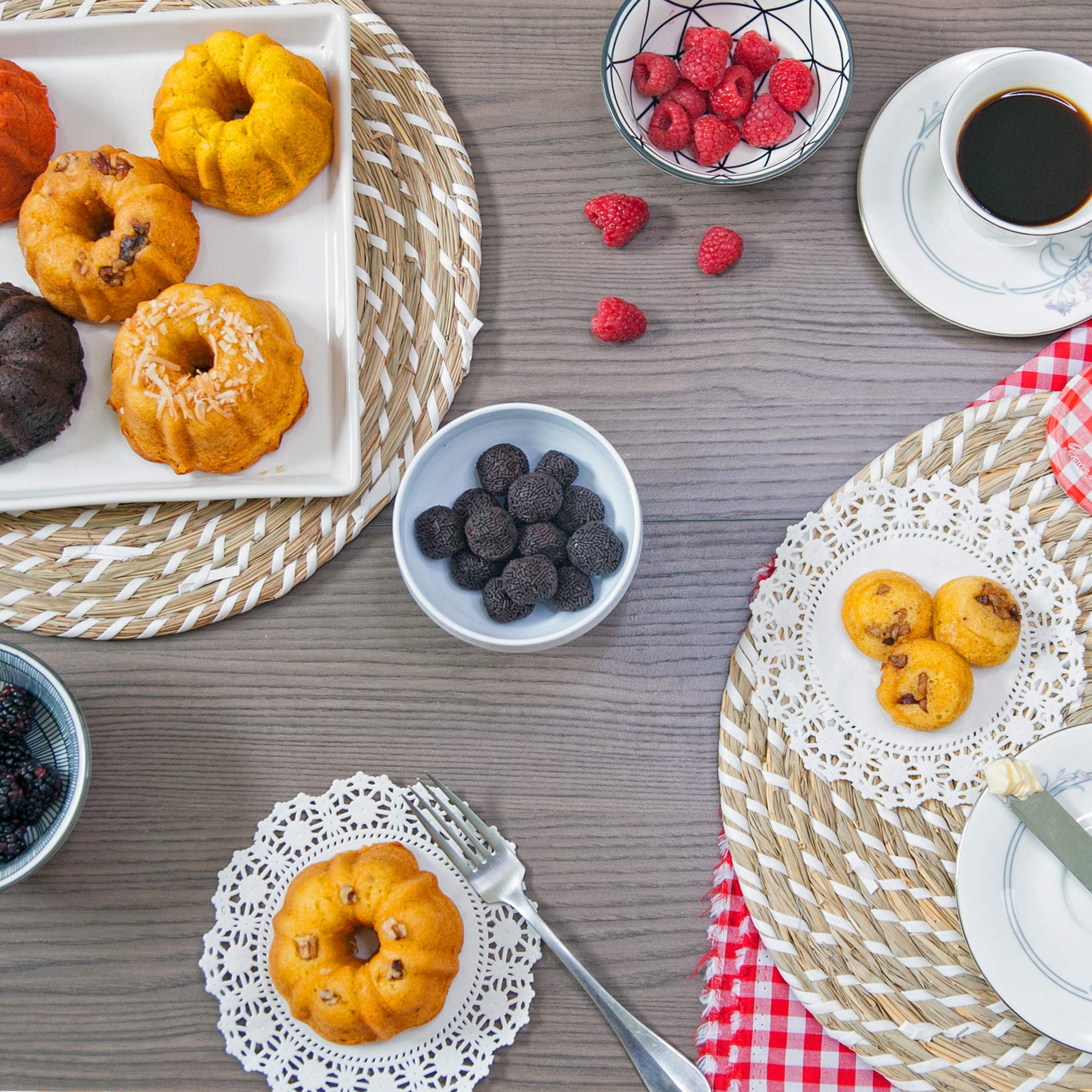 Tortuga - Jamaican Rum Fruit Cake 652 g 9