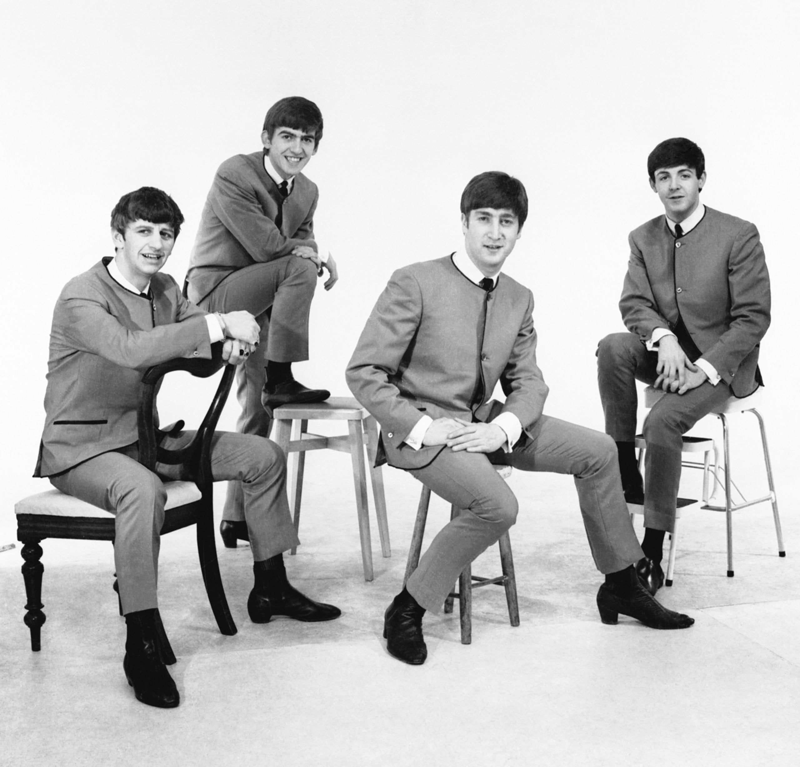 The Beatles - Past Masters [Volumes 1 & 2] [Double LP Vinyl] 3