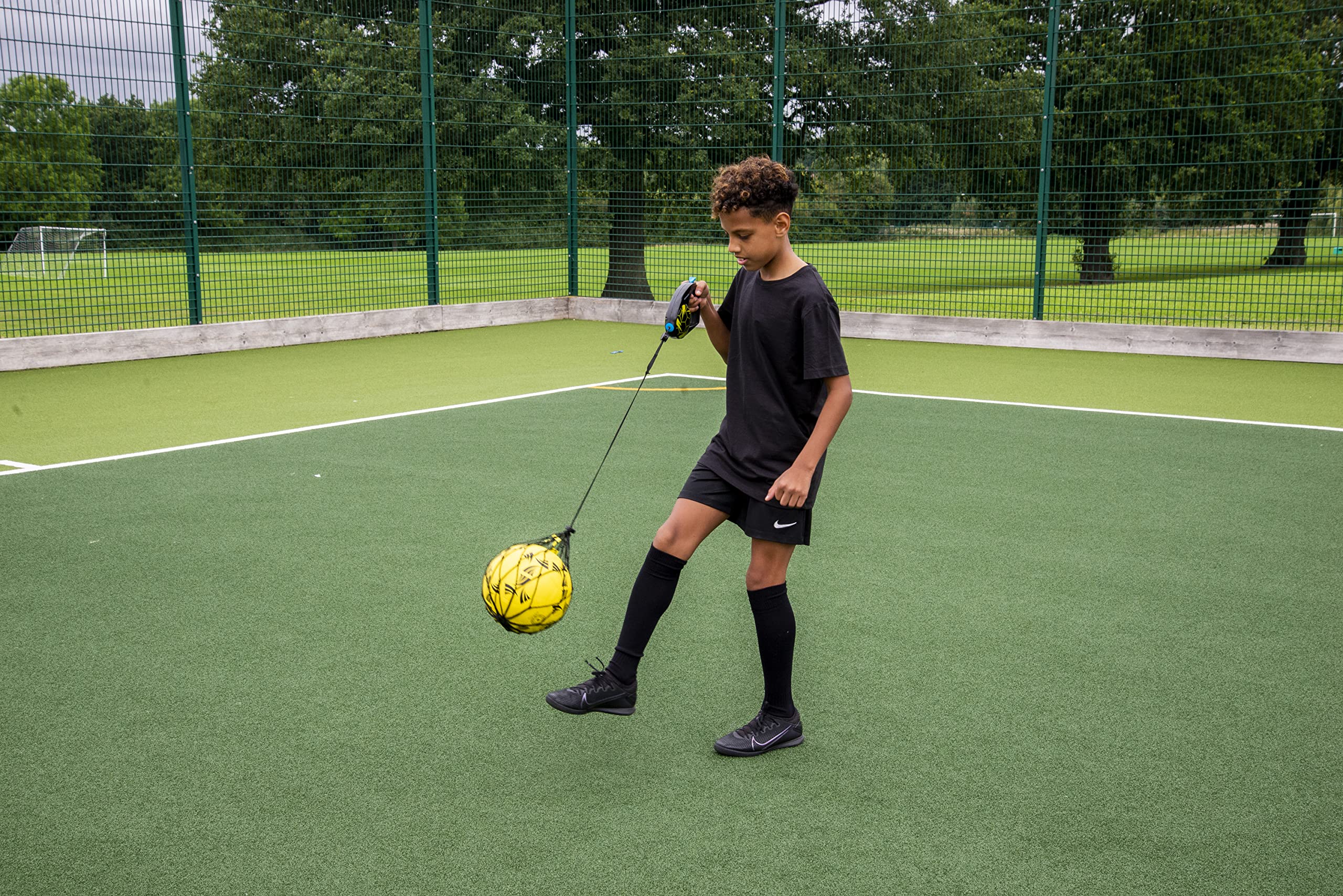 Kickmaster Close Control Trainer - Black 9