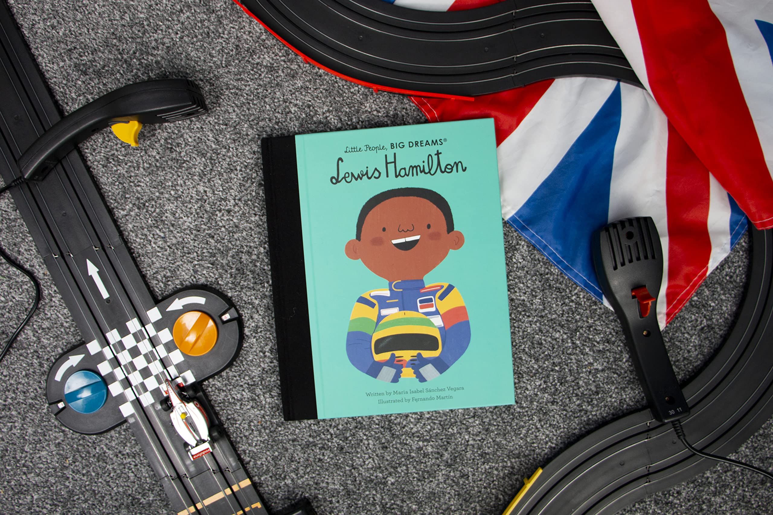 Frances Lincoln Lewis Hamilton (97) (Little People, BIG DREAMS) Hardcover Book 2