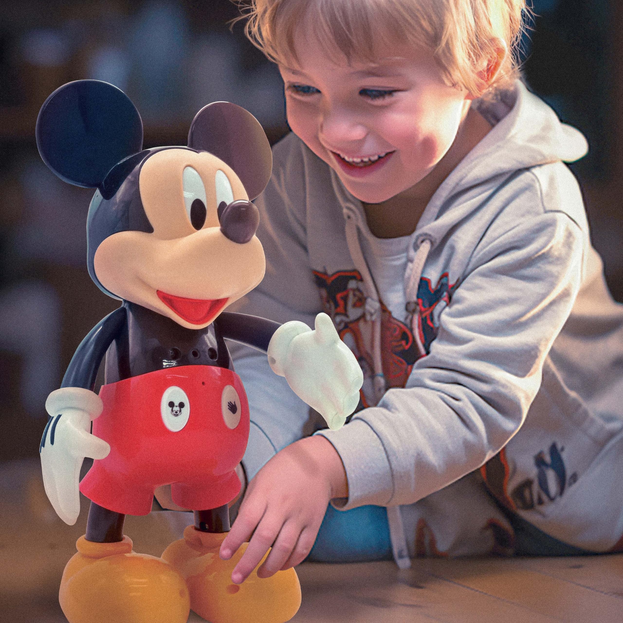 Lexibook Disney Bilingual Mickey Robot - Educational Interactive Toy with Quizzes, Dance & Light Effects 6