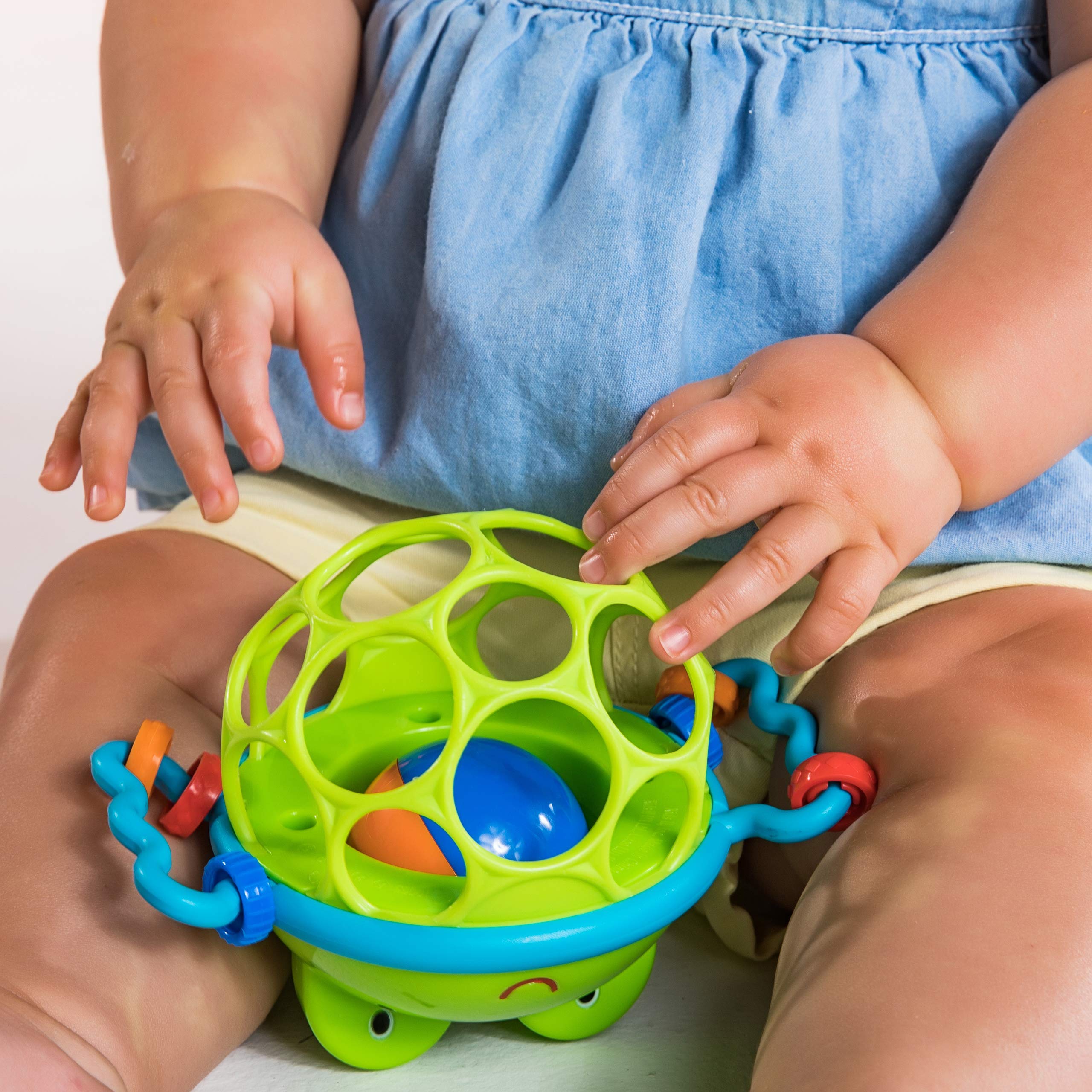 Oball Jingle & Shake Pal Frog Rattle Toy for Babies 9