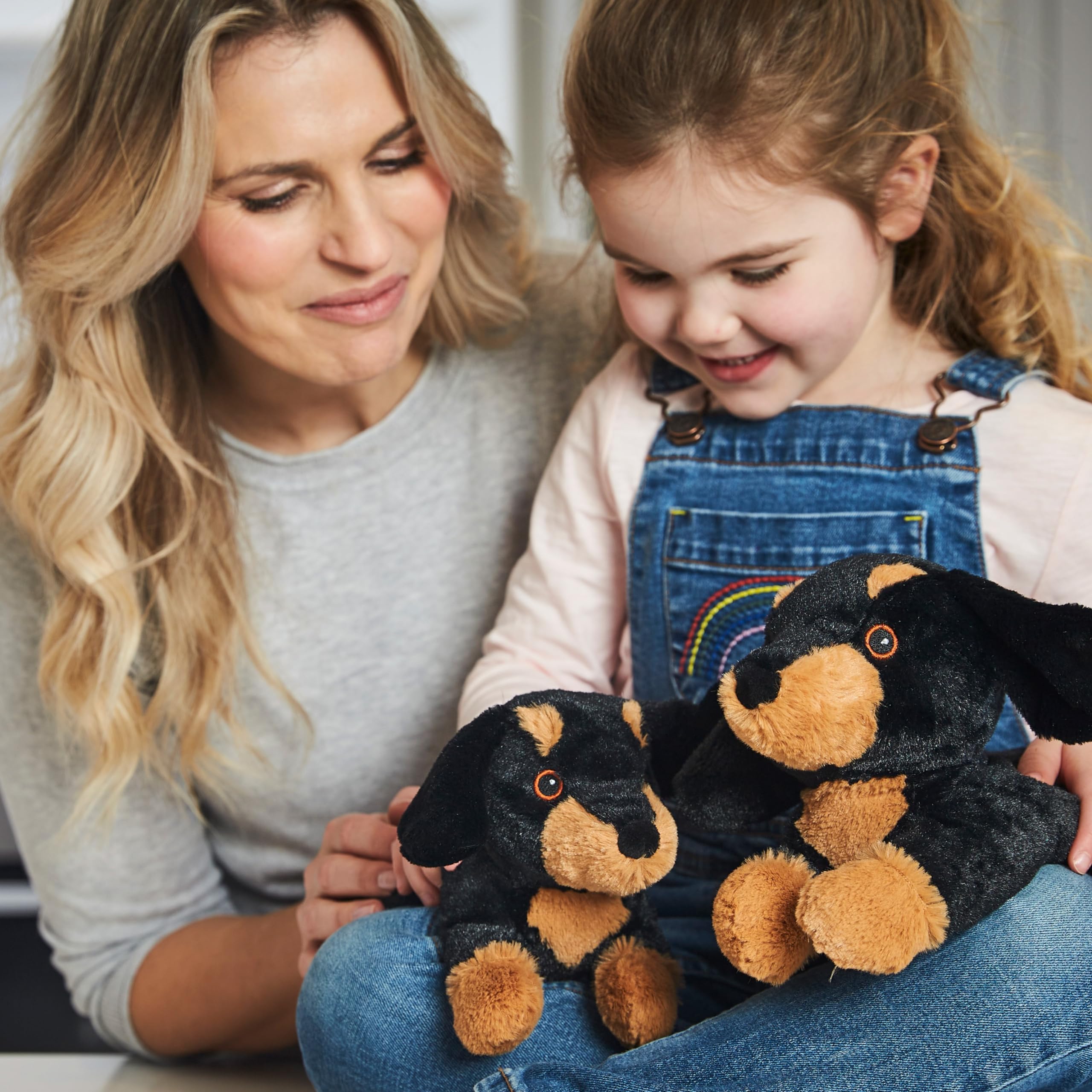 Warmies Junior Dackel-Plüschtier – Mikrowellengeeignetes, nach Lavendel duftendes, beheizbares Spielzeug (23 cm) 9