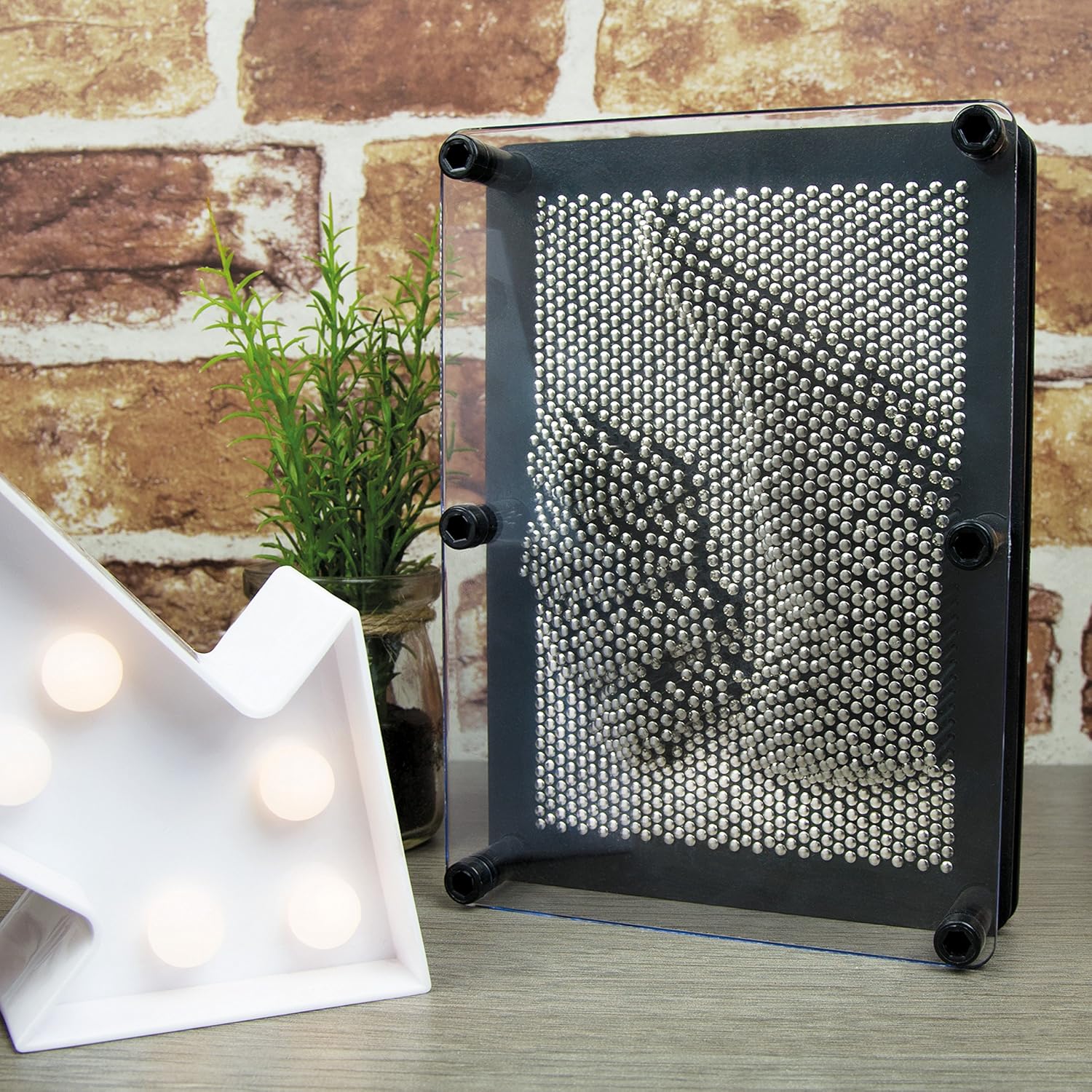 Global Gizmos 30350 Metal Pin Art Impression Toy - Black Frame 8