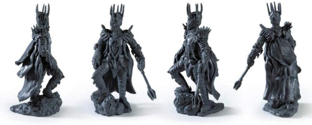 The Noble Collection The Lord of the Rings Chess Set Battle for Middle-Earth 7