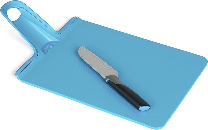 Casdon 75152 Joseph Chop2Pot | Super Safe Toy Chopping Board Set for Children from 3 Years | Includes Crushable Play Food