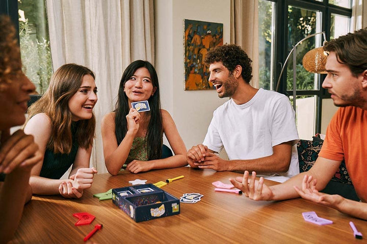 Repos | Fun Facts | Party Game | Ages 8+ | 4-8 Players | 30 Minutes Playing Time