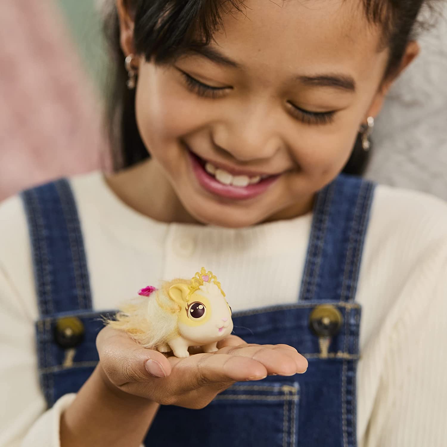 Little Live Pets Mama Surprise Bunny Interaktives Spielset – Elektronisches Plüschtier mit Stall für Kinder von 4–12 13