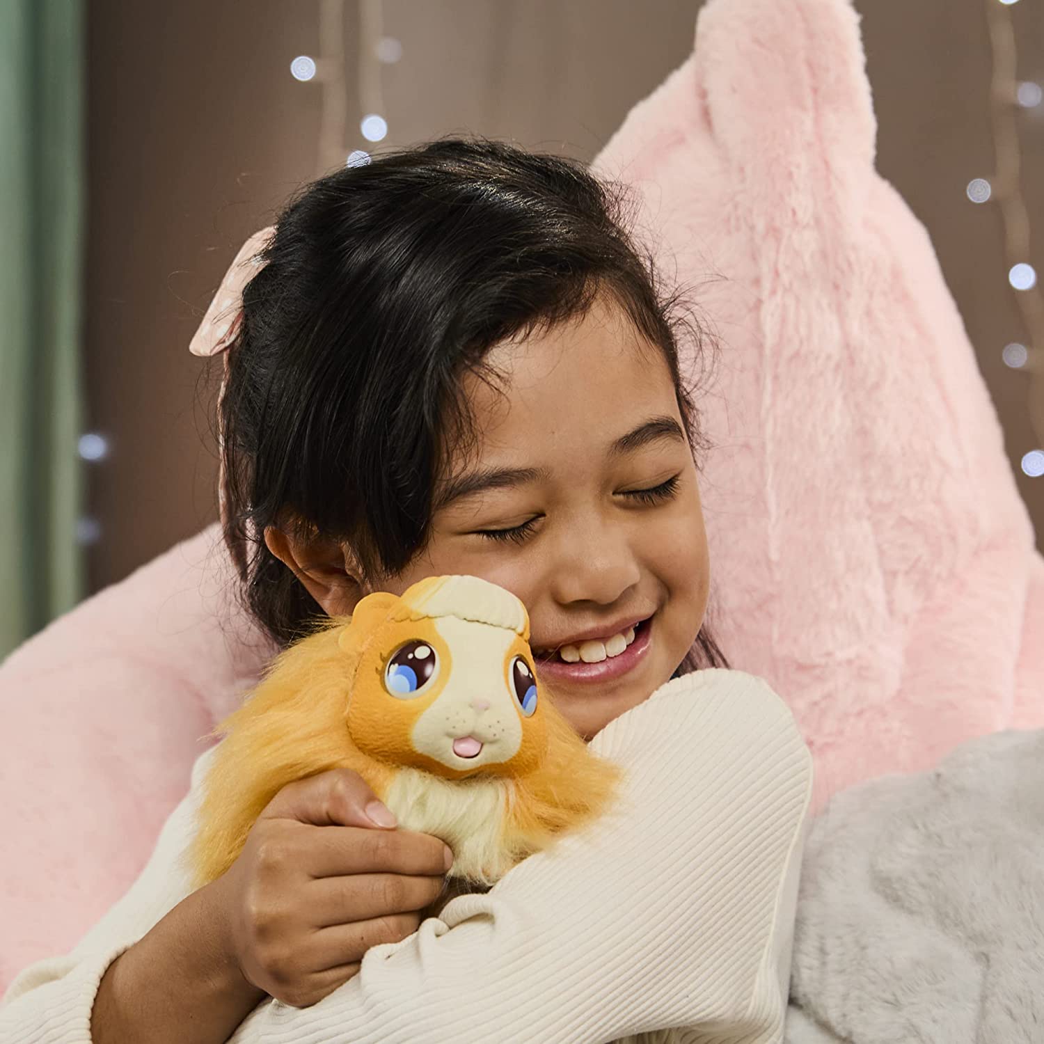 Little Live Pets Mama Surprise Bunny Interaktives Spielset – Elektronisches Plüschtier mit Stall für Kinder von 4–12 5